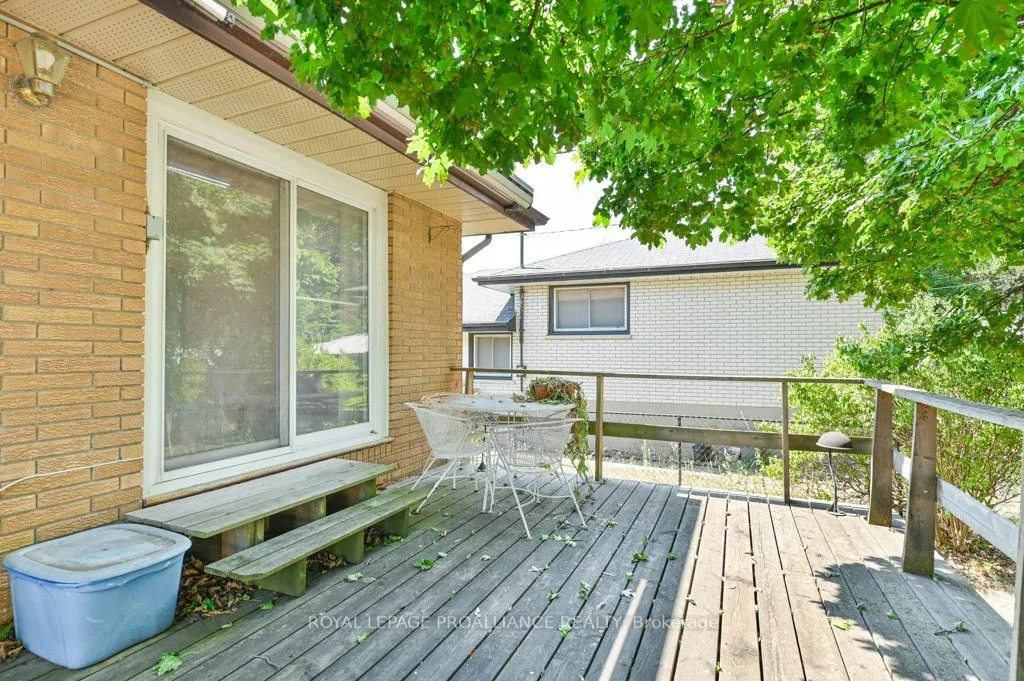 225 McGill Street