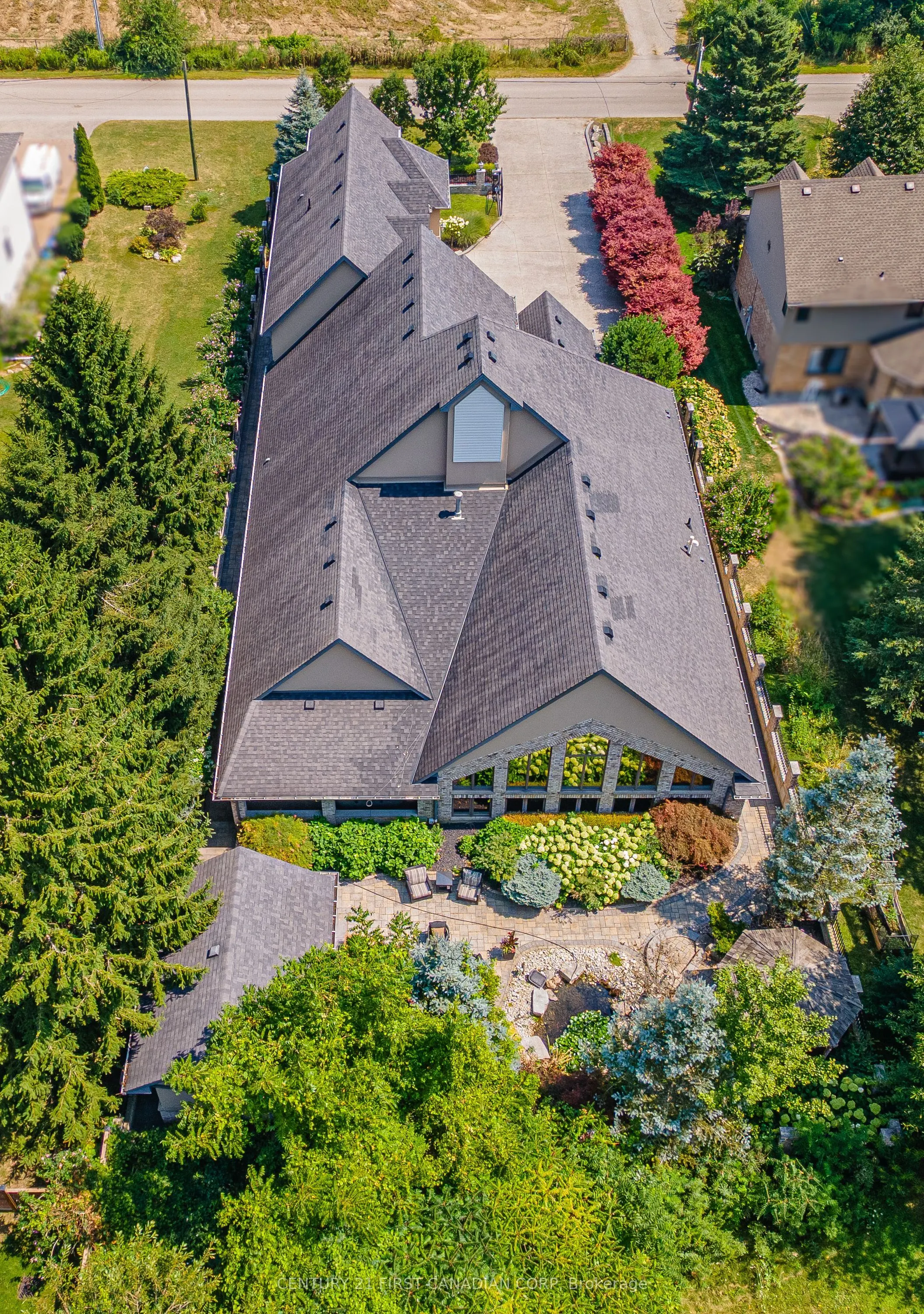547 Crestwood Drive