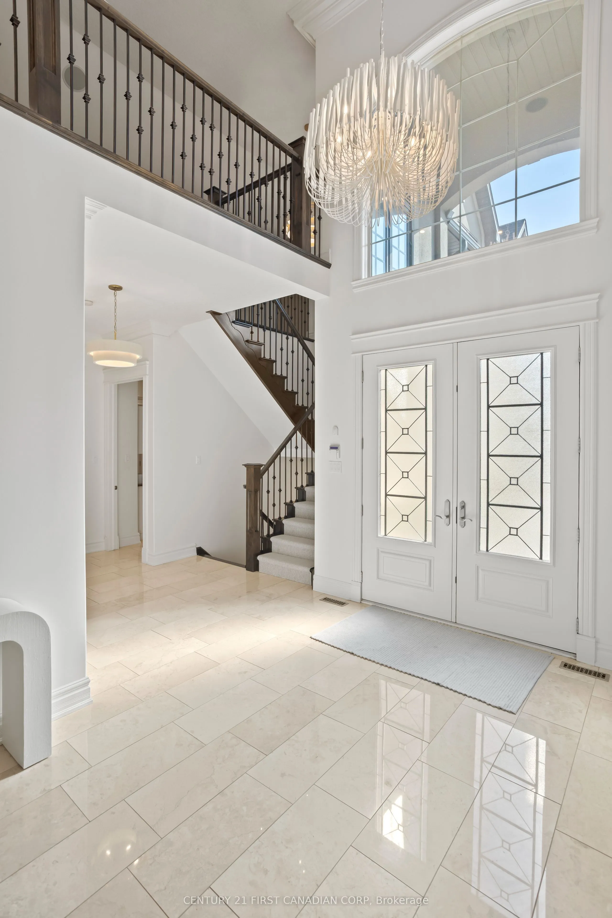 547 Crestwood Drive