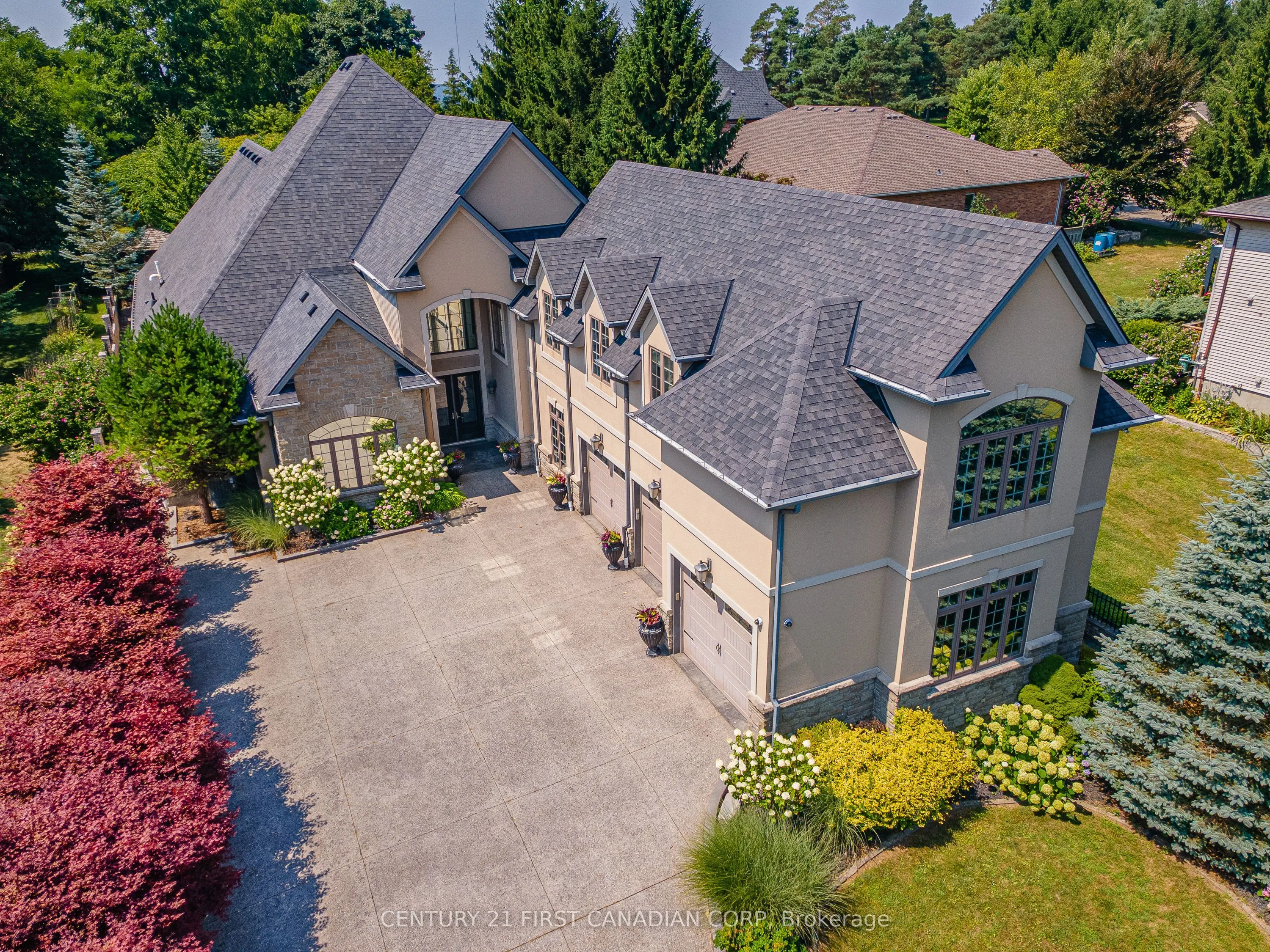 547 Crestwood Drive
