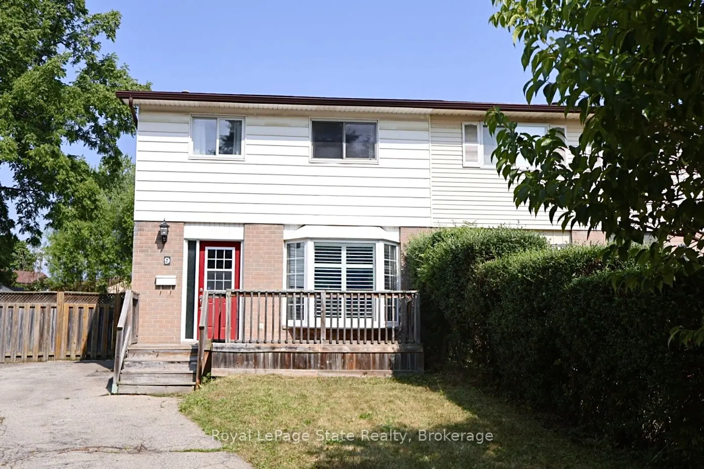 9 Duncairn Court