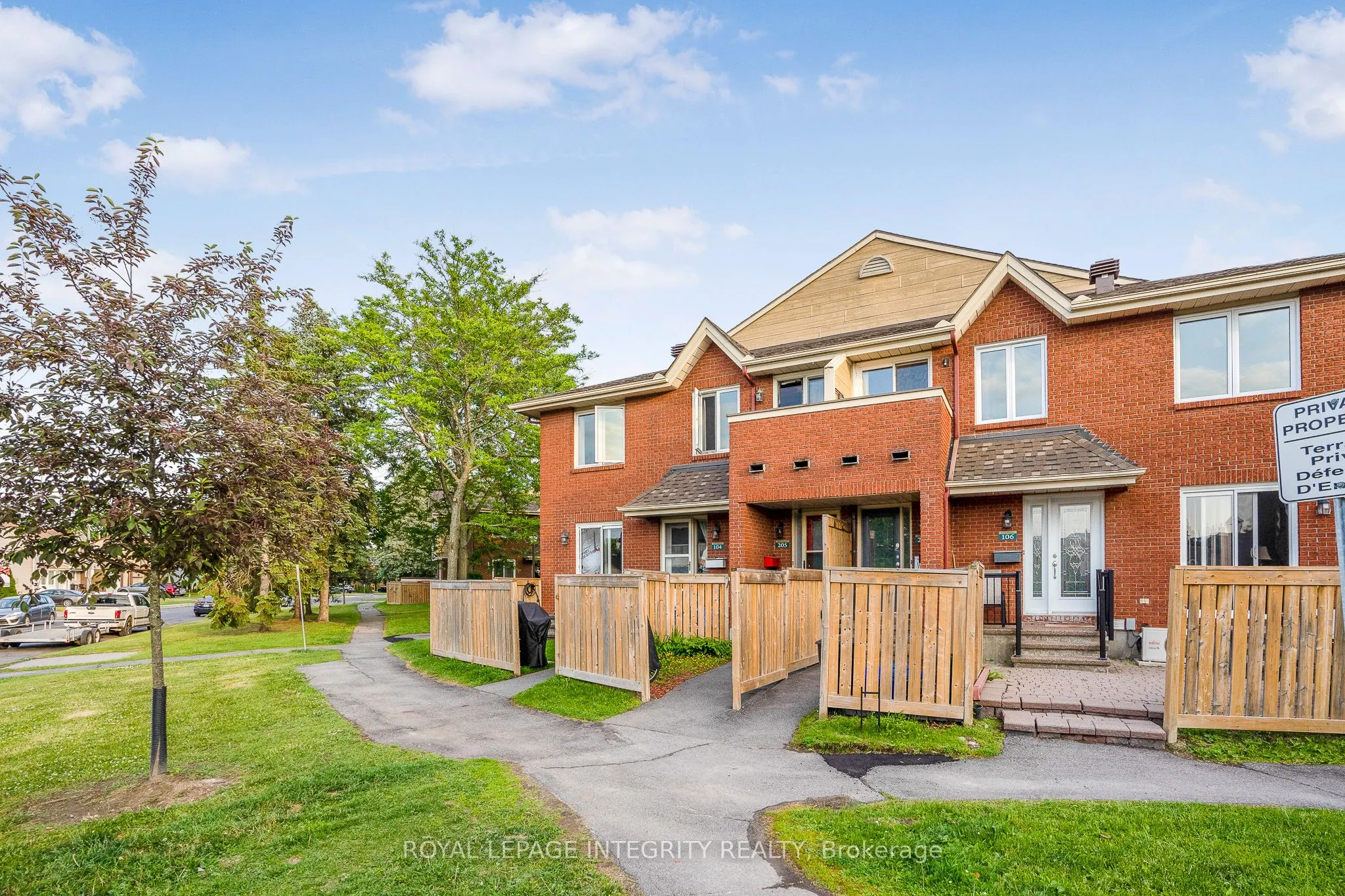 1825 Marsala Crescent