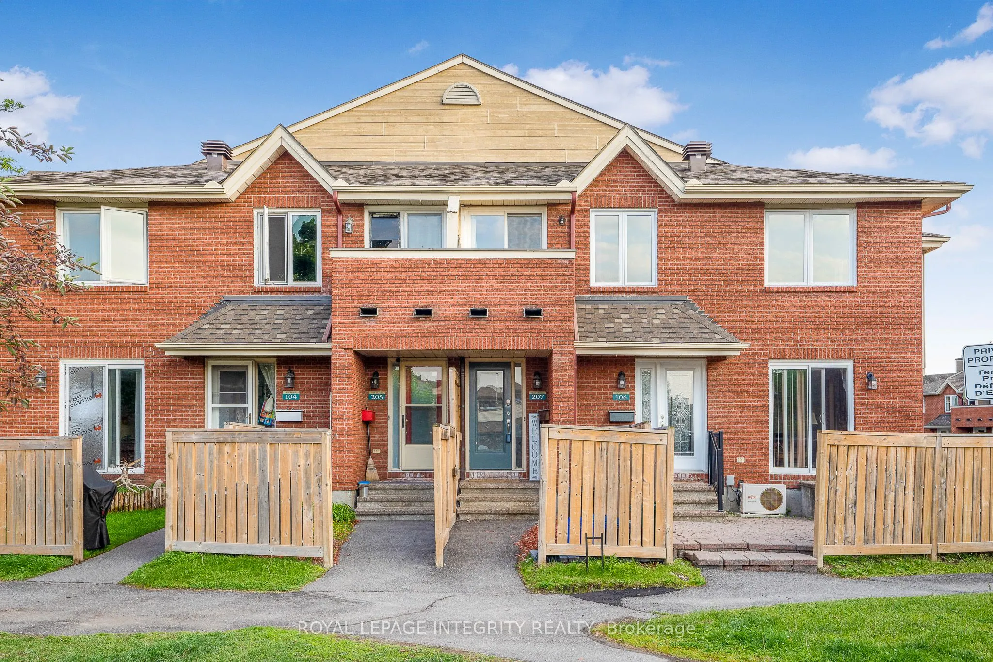 1825 Marsala Crescent