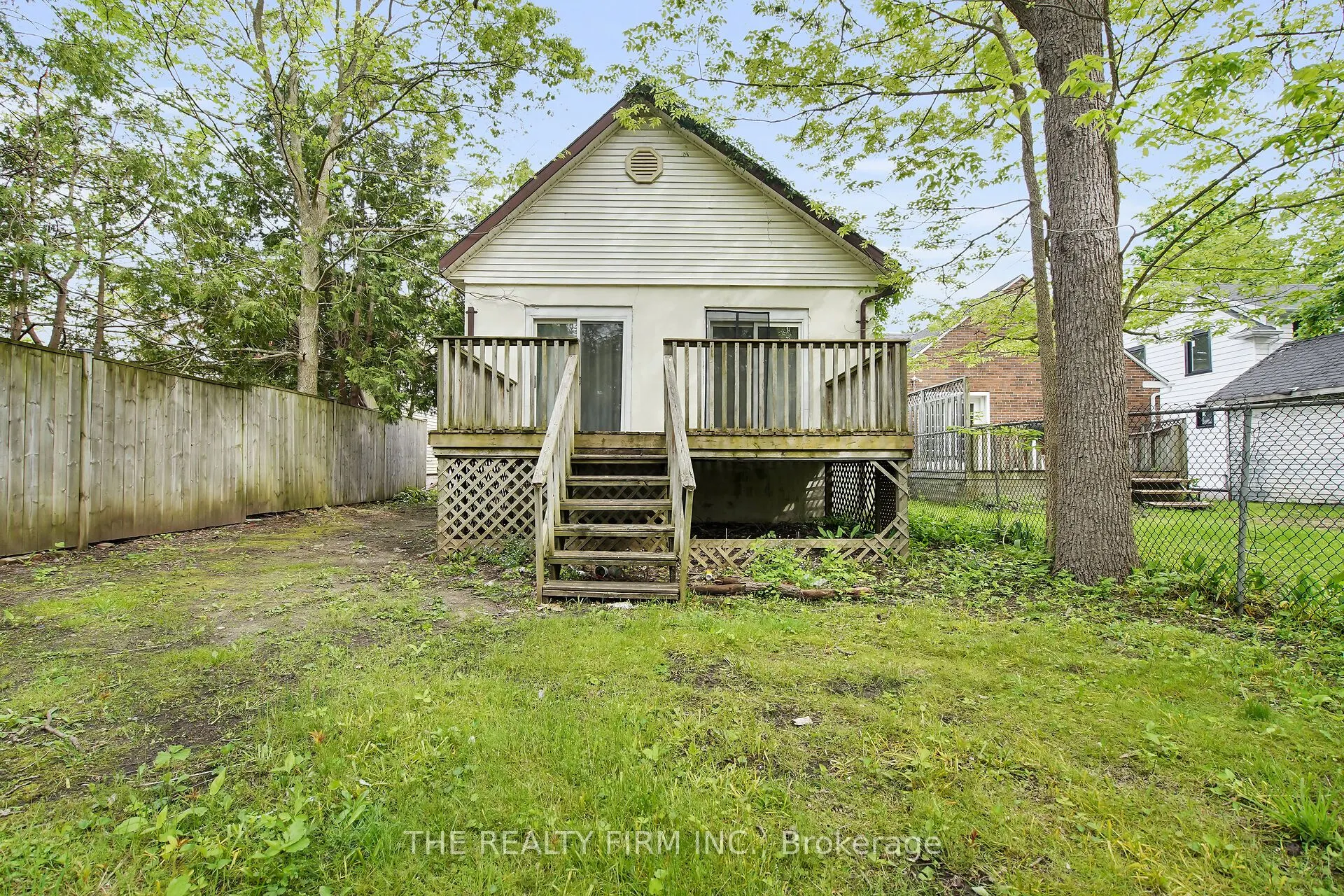 227 Epworth Avenue