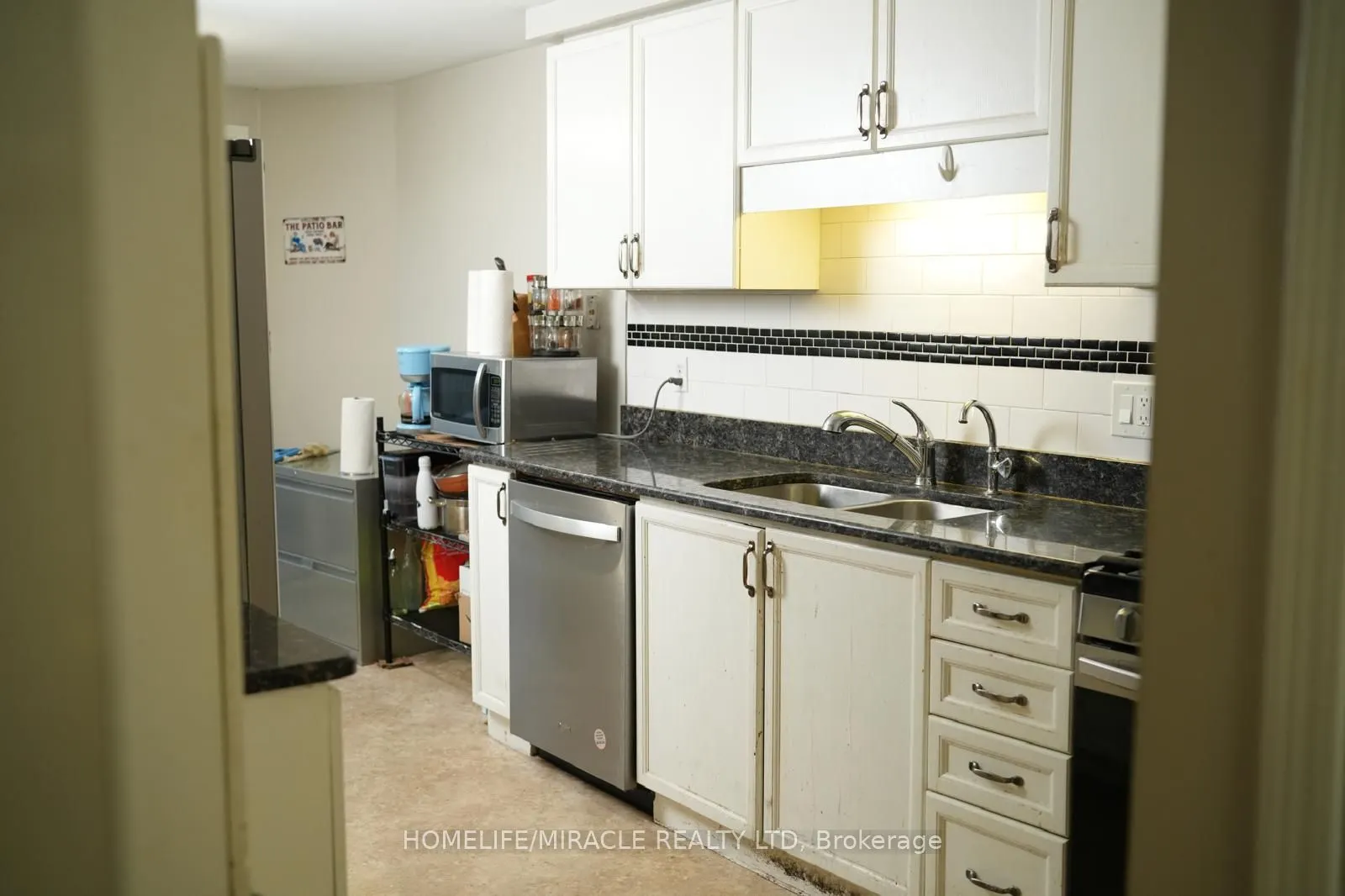 419 Downsview Place