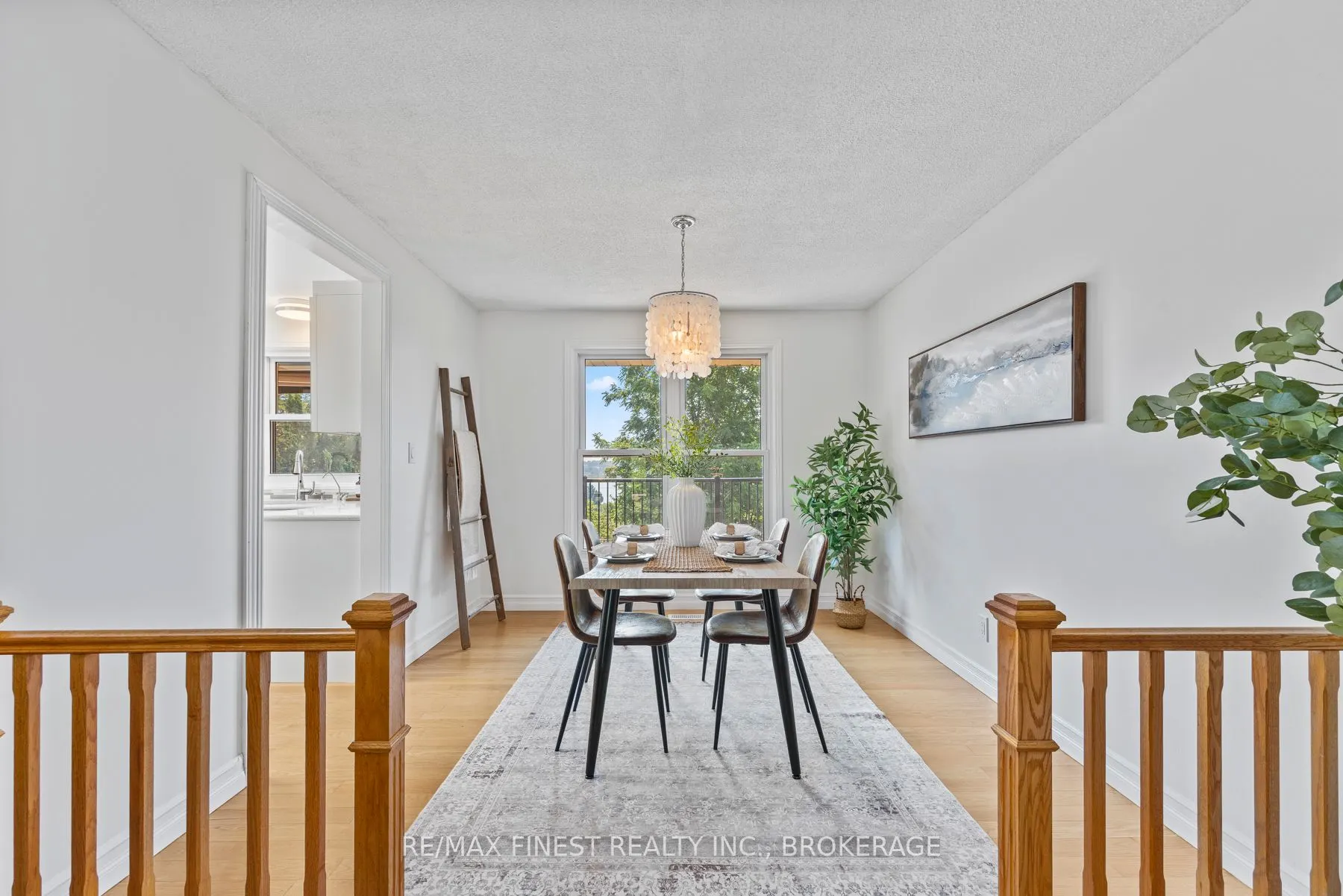 3743 Maple Crest Court