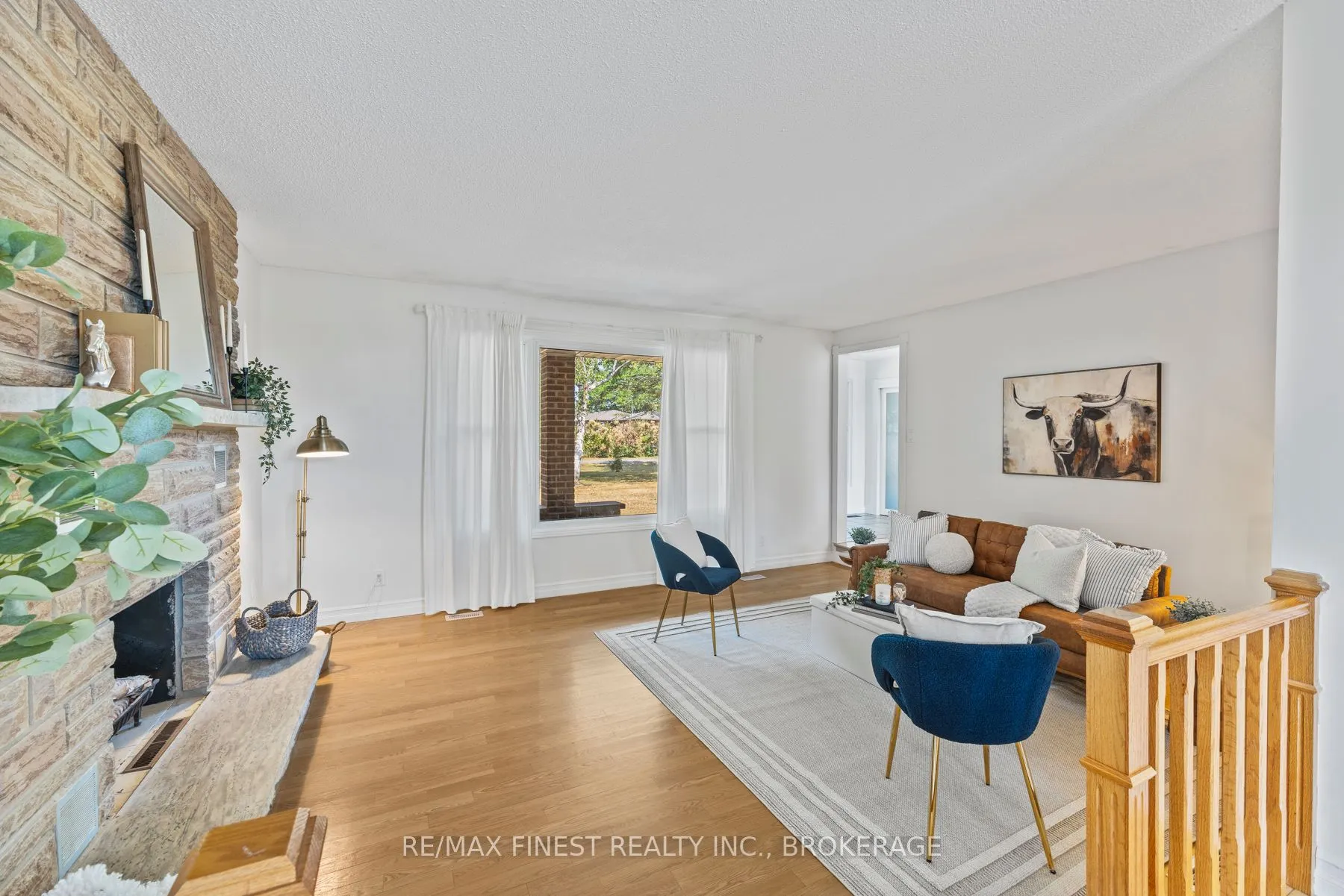 3743 Maple Crest Court