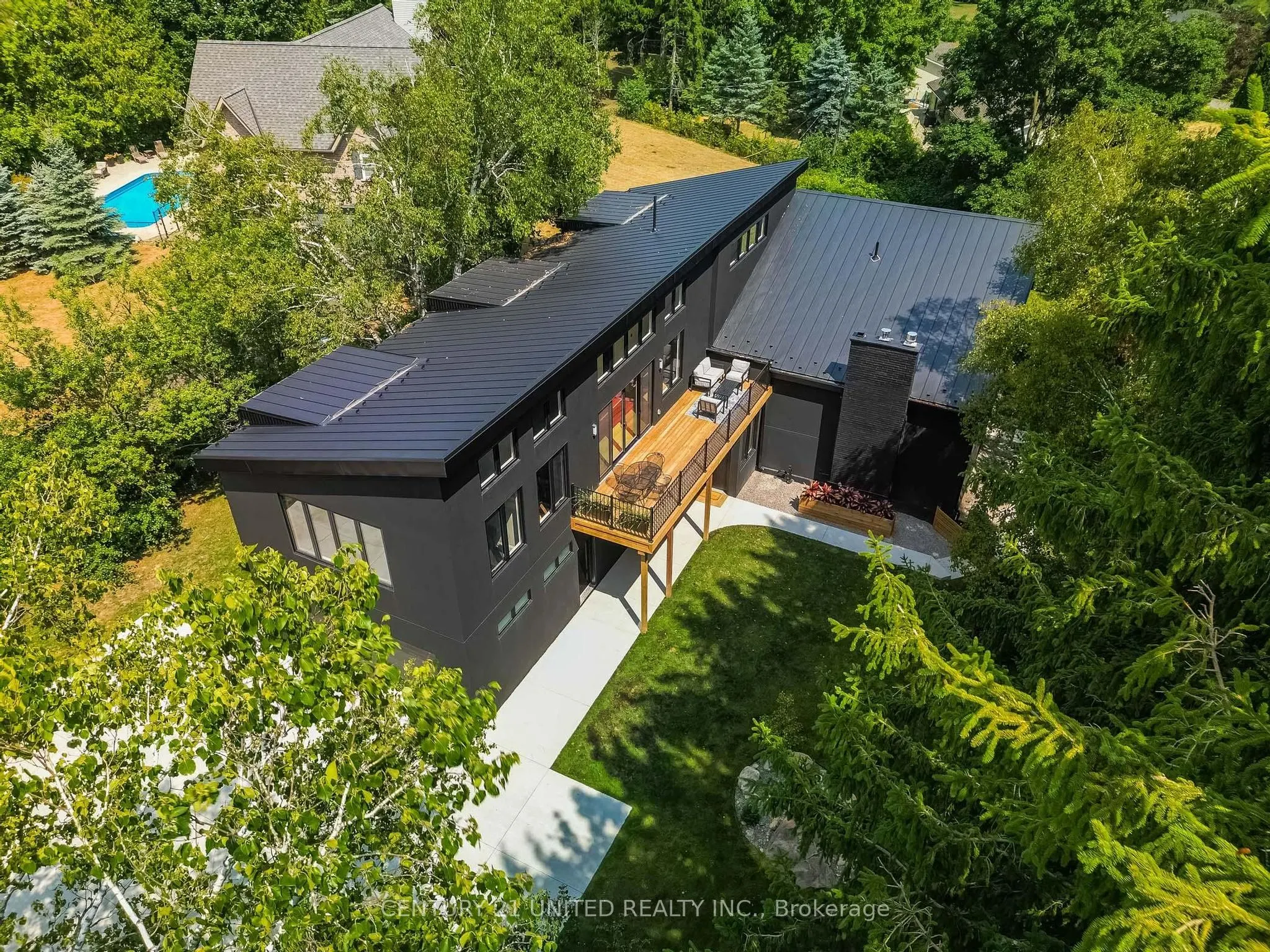 34 Edgewood Road