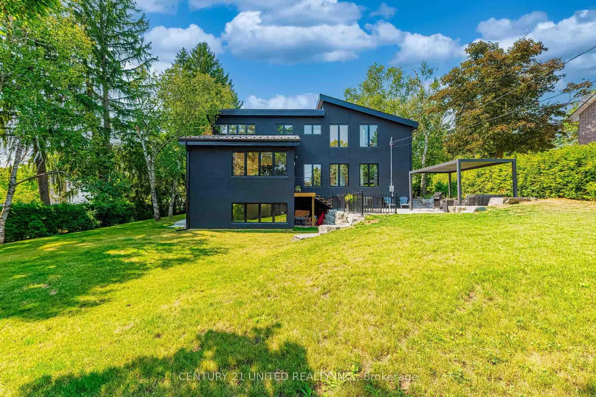 34 Edgewood Road
