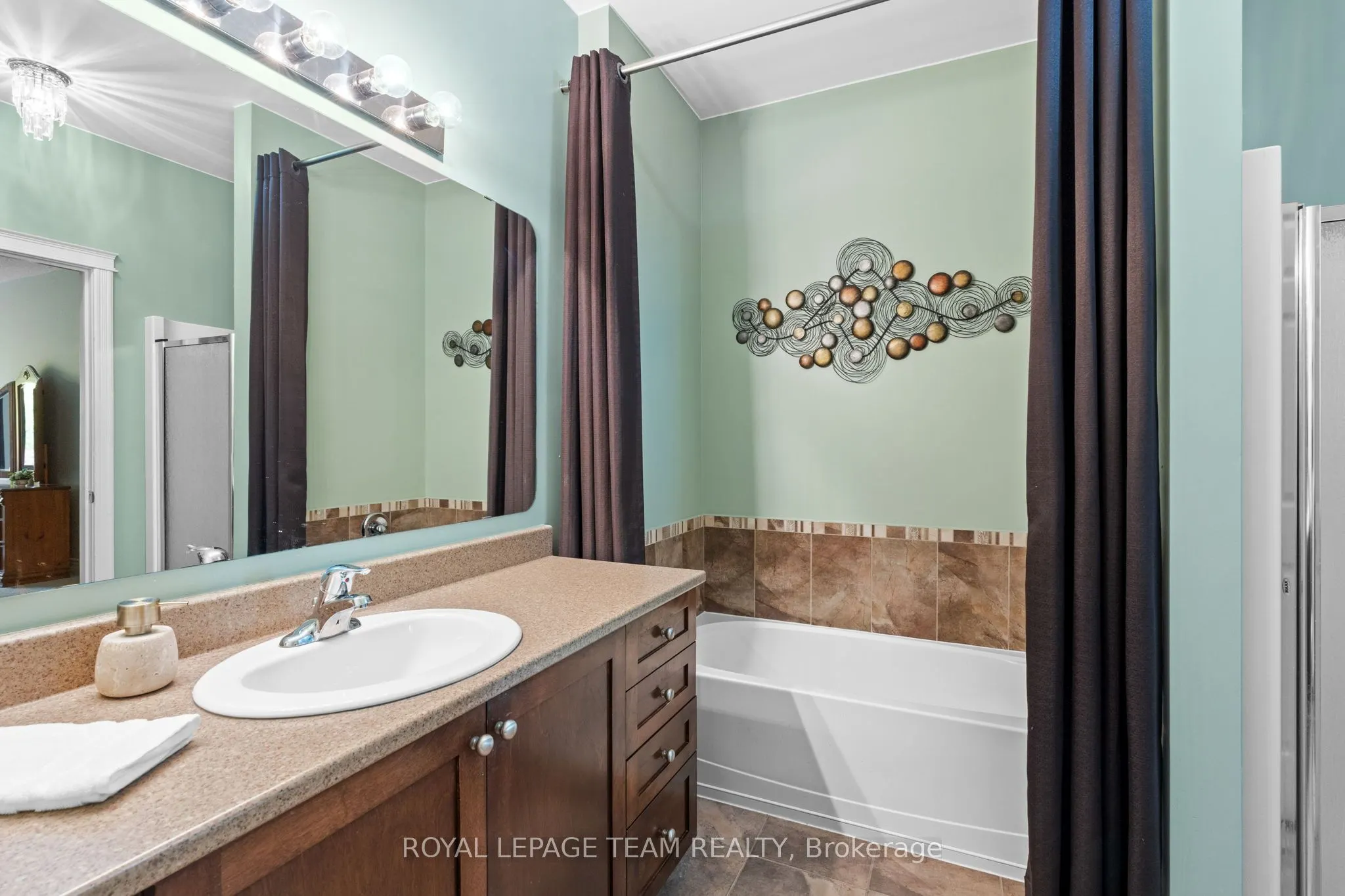 920 Burwash Landing Bay