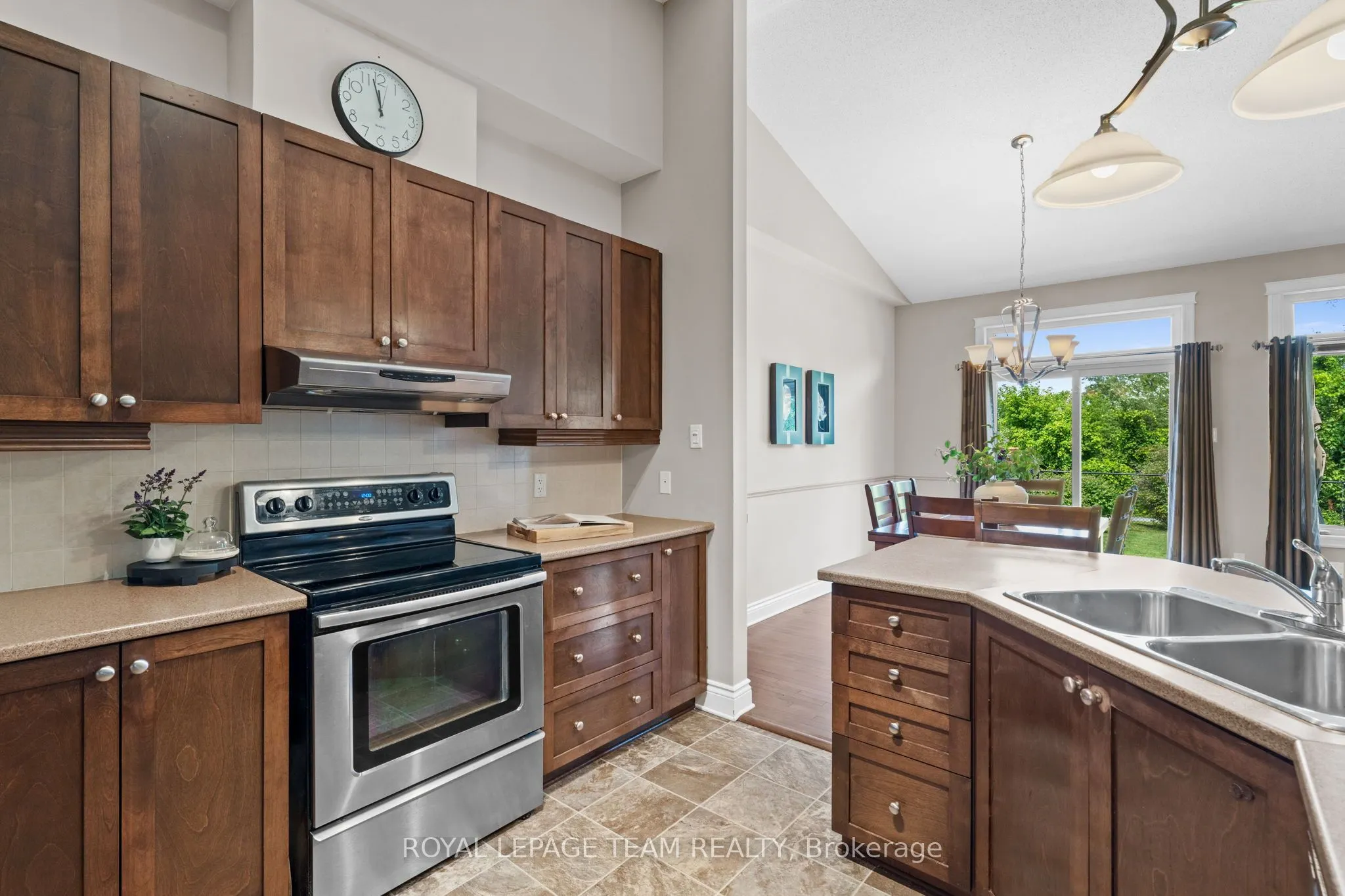920 Burwash Landing Bay