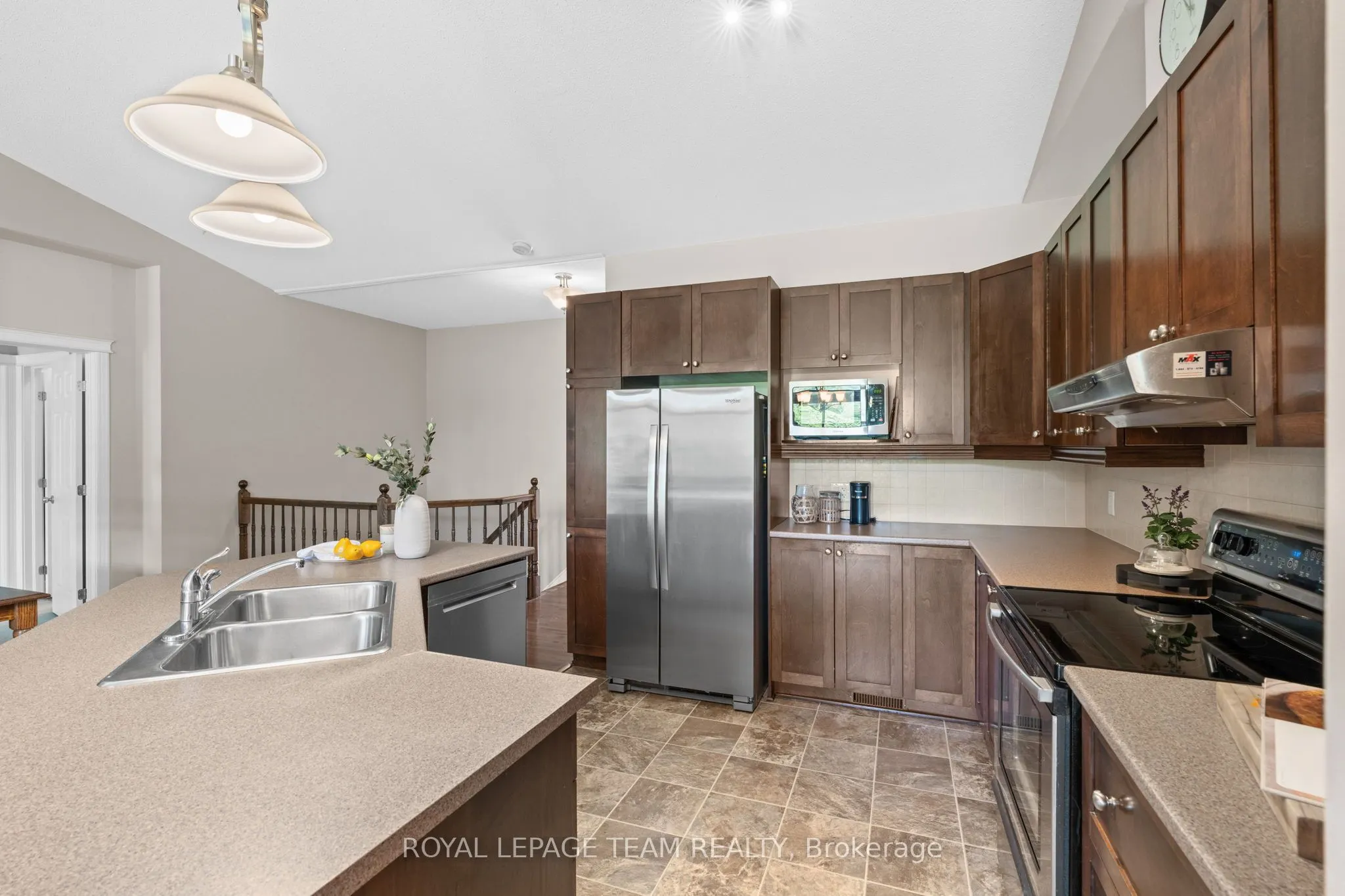 920 Burwash Landing Bay