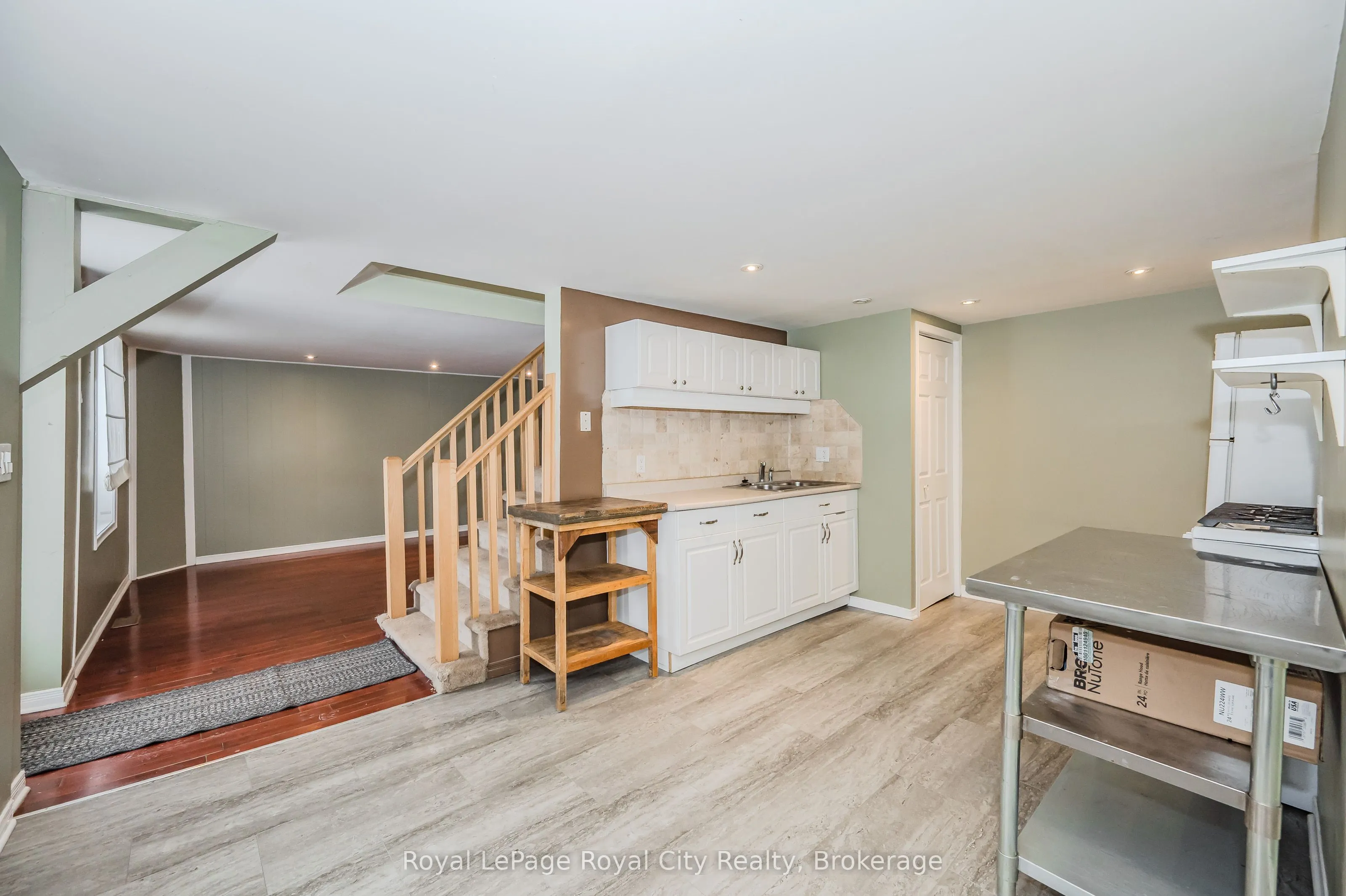93 ESSEX Street, #Front Unit