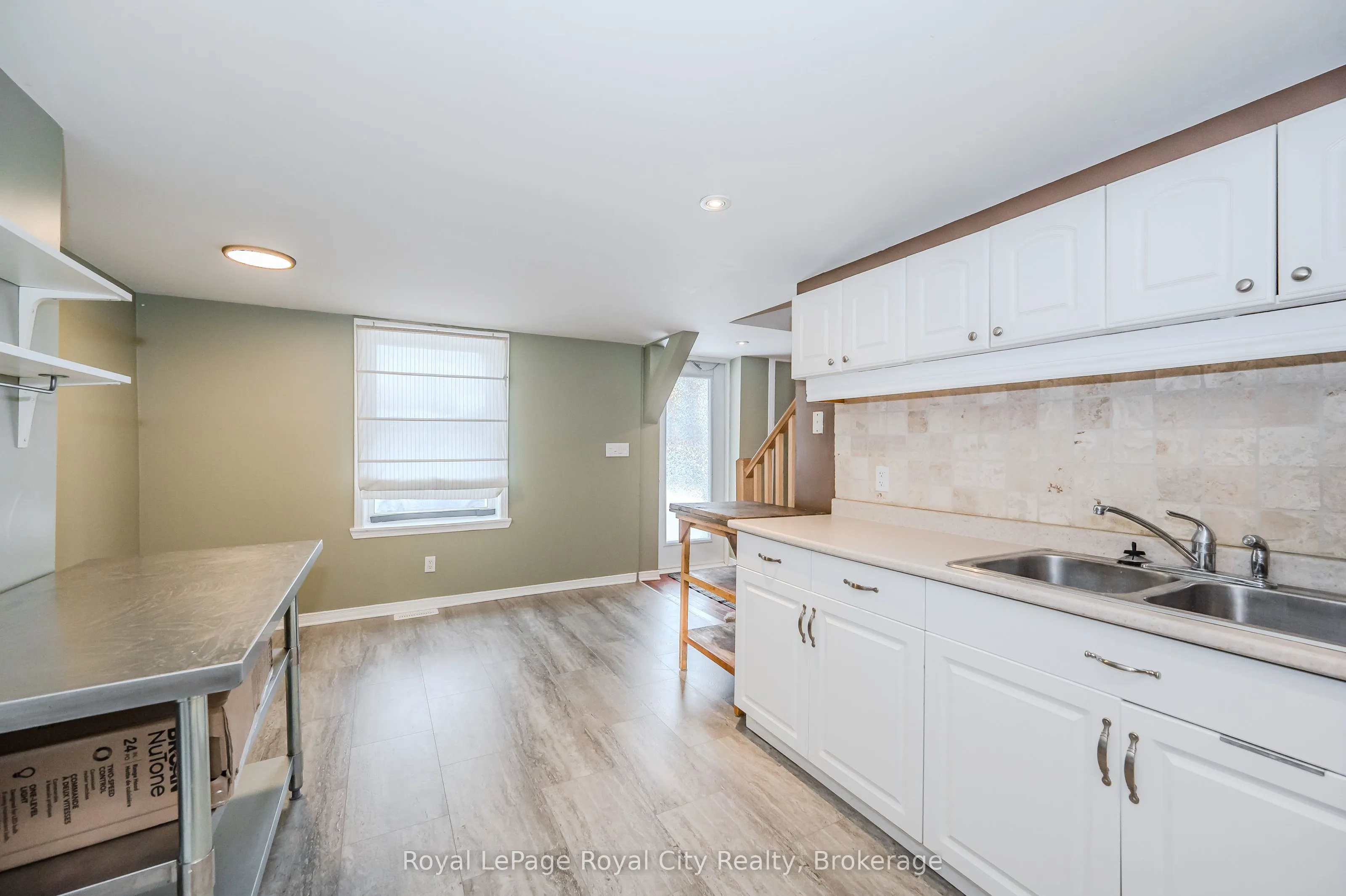 93 ESSEX Street, #Front Unit