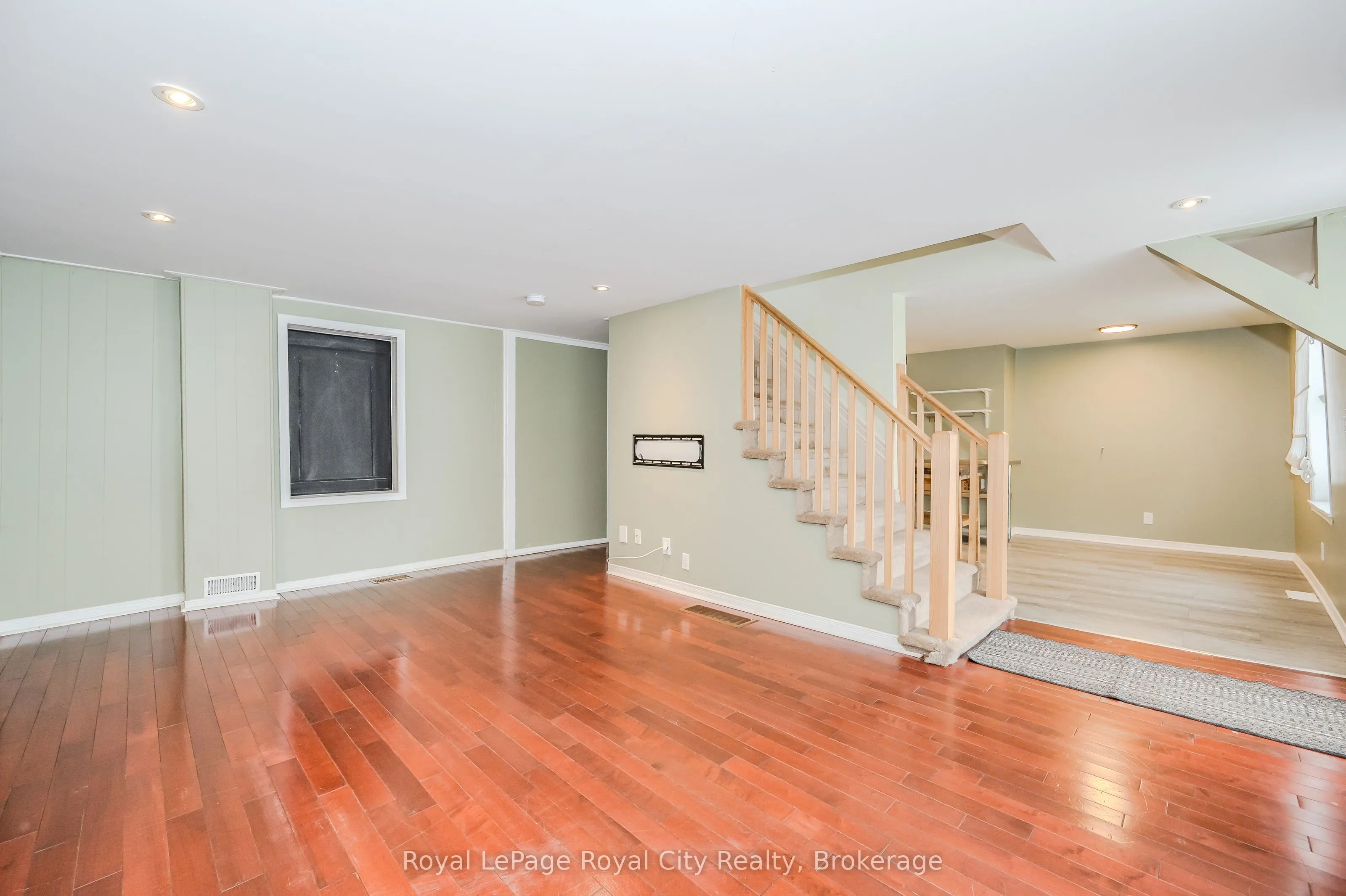 93 ESSEX Street, #Front Unit