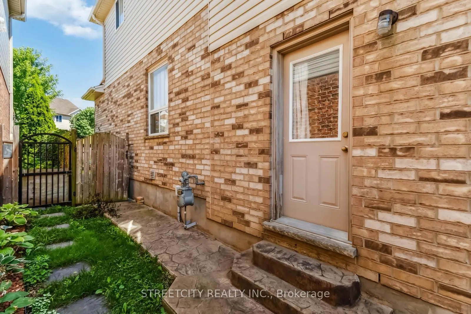 966 Whetherfield Street