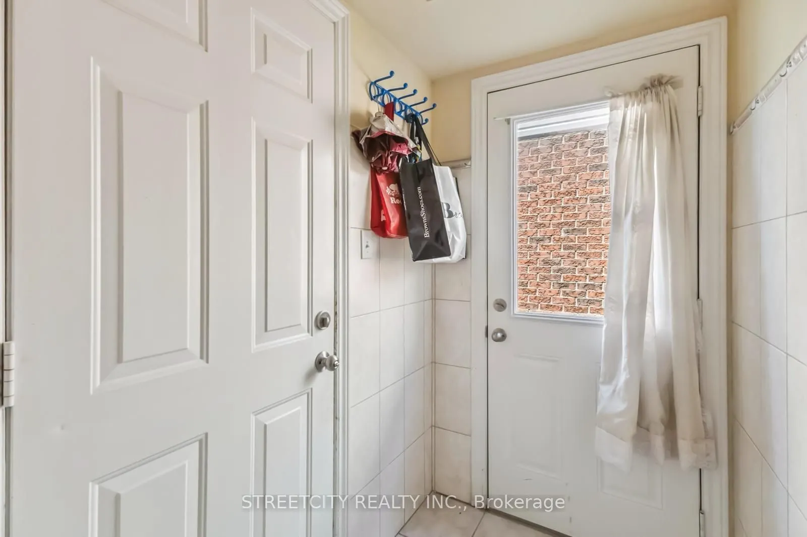 966 Whetherfield Street