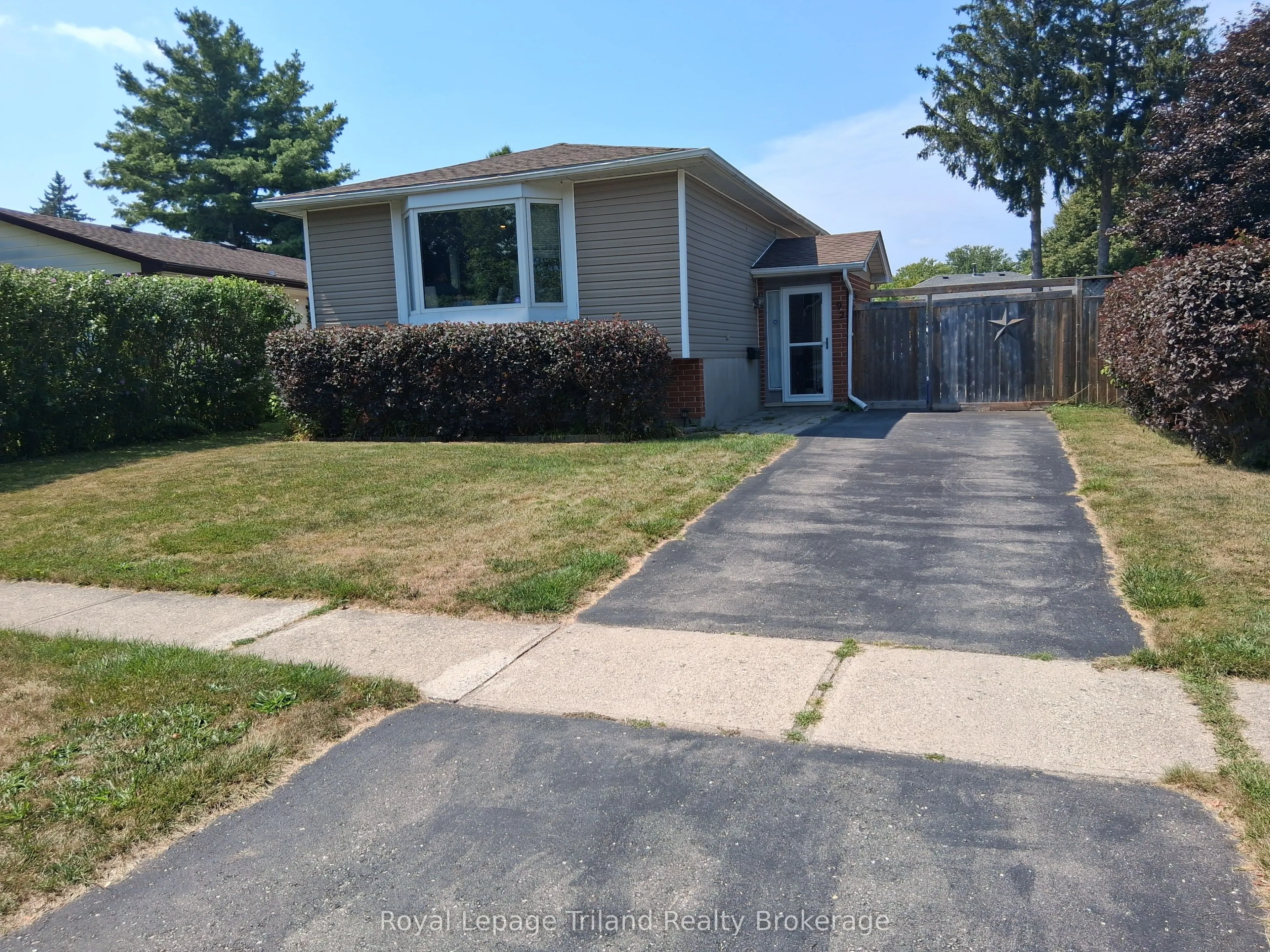 92 Keats Drive
