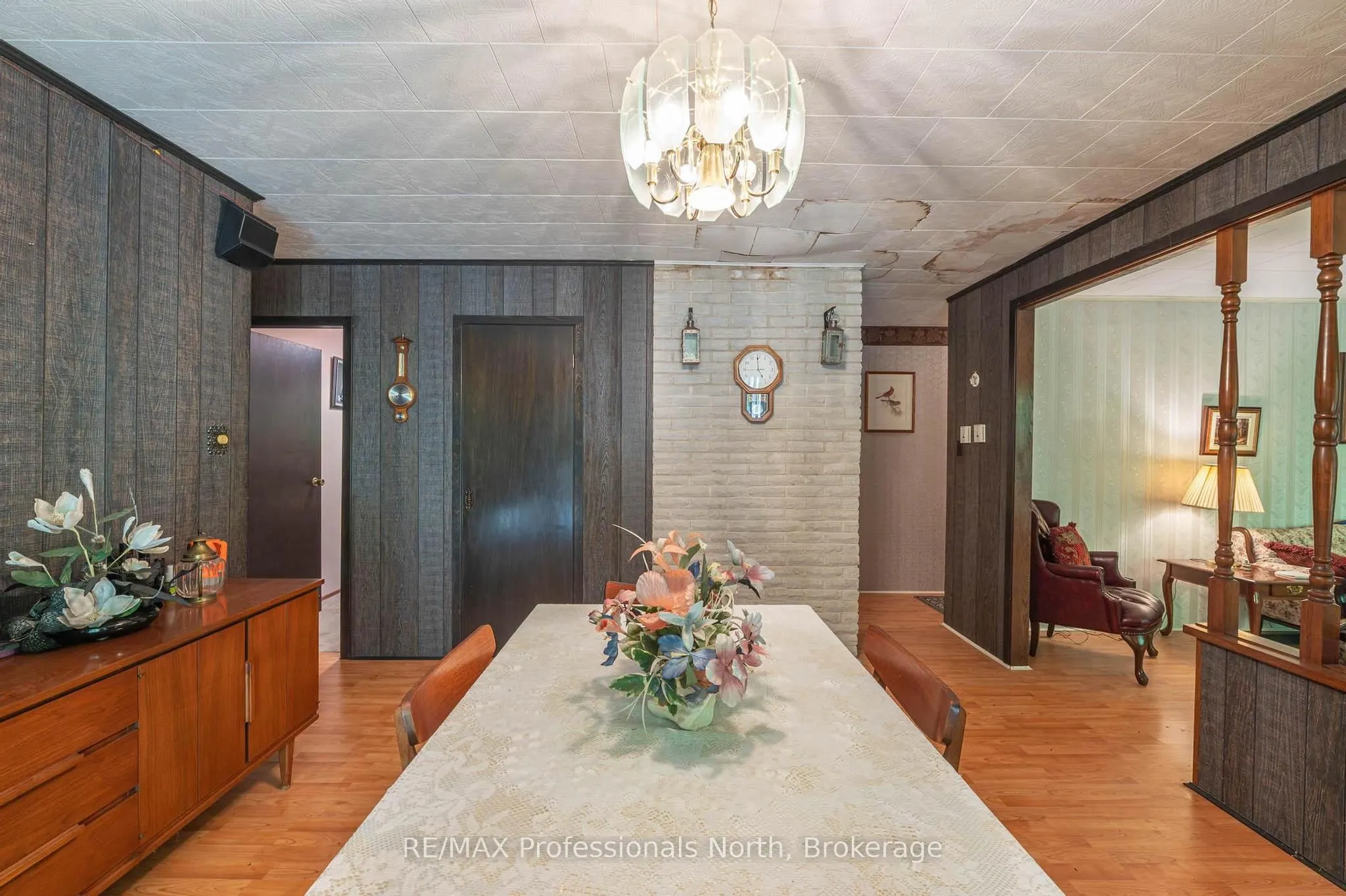 2499 Kennisis Lake Road