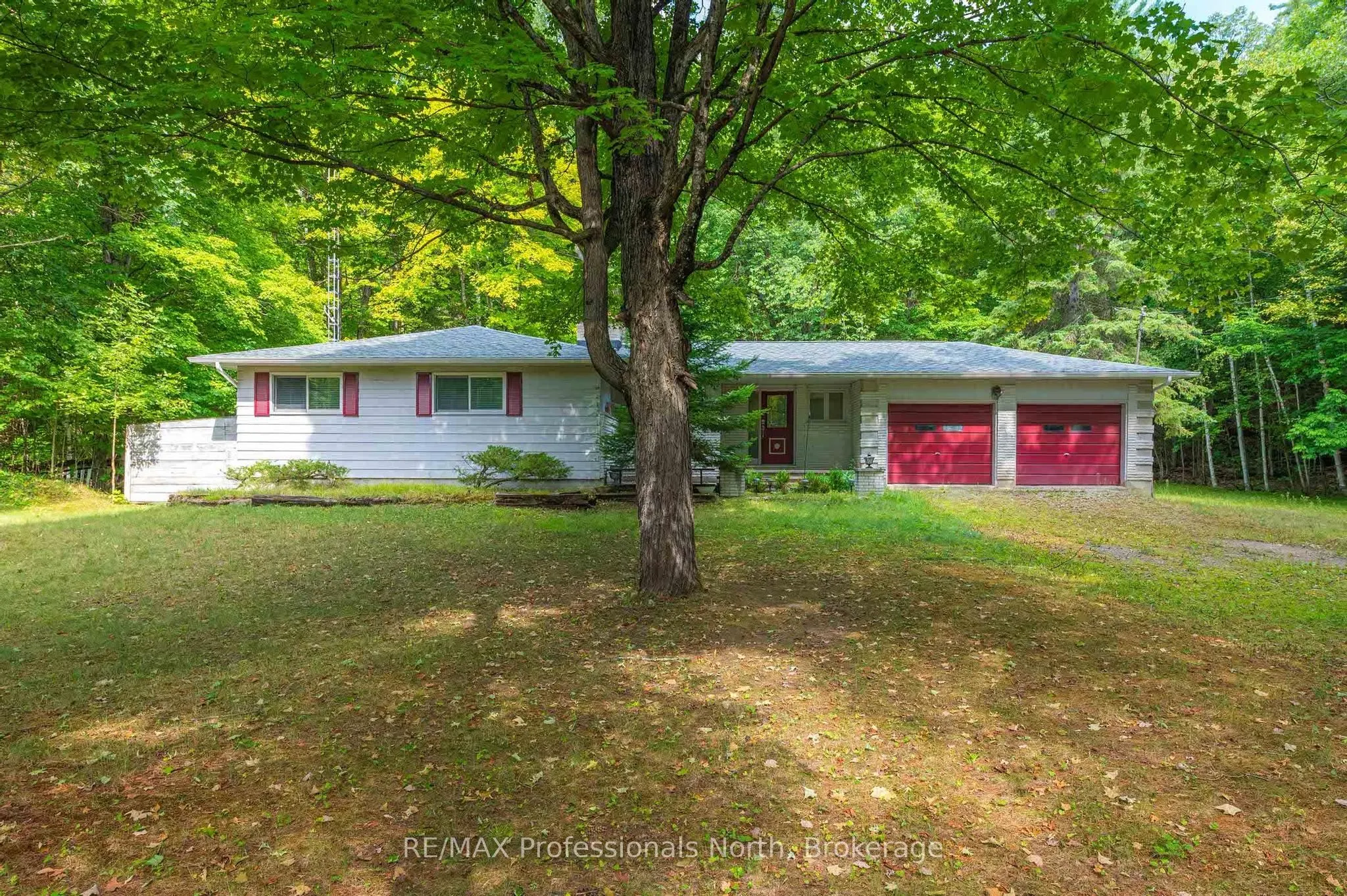 2499 Kennisis Lake Road