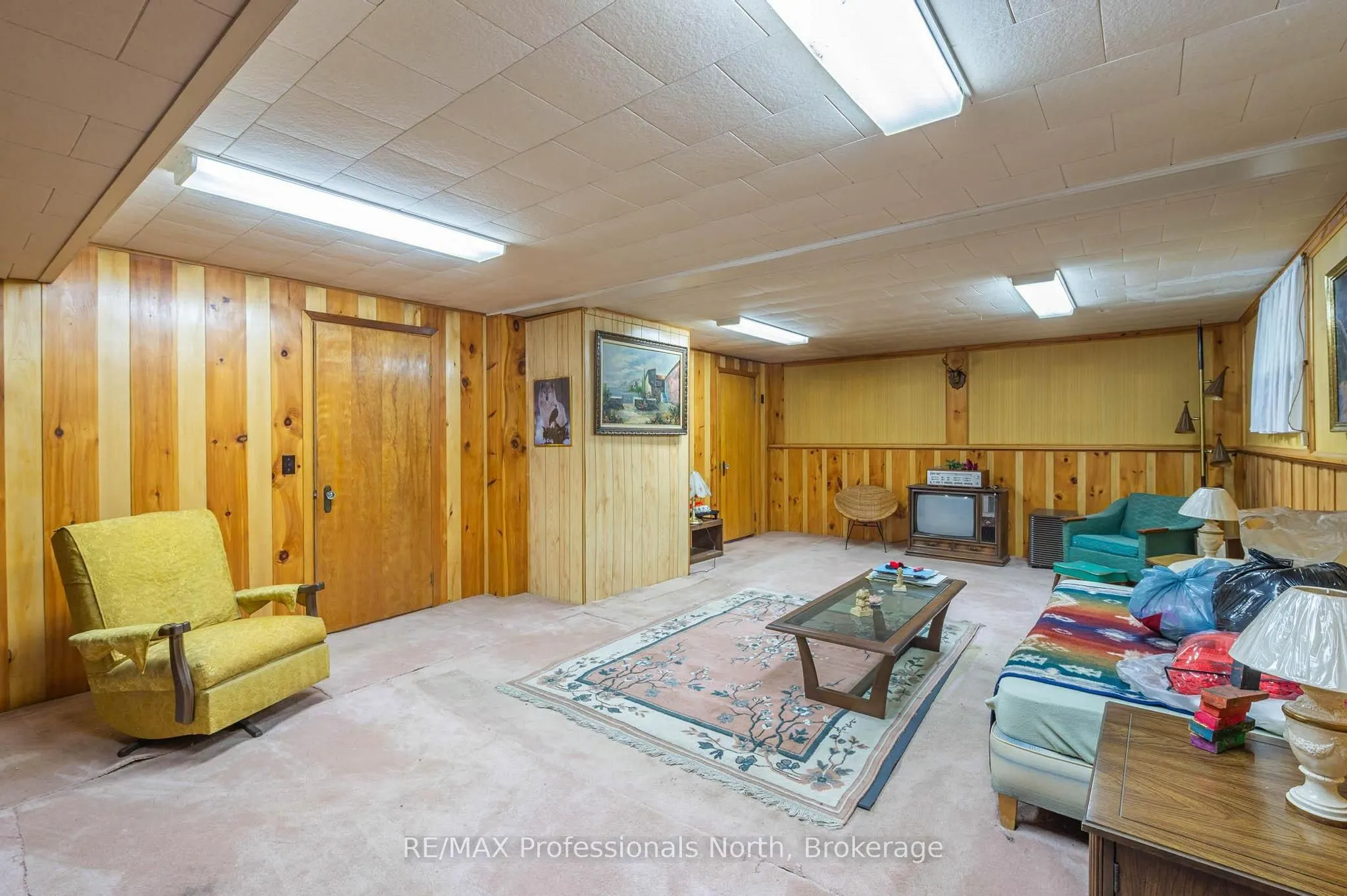 2499 Kennisis Lake Road