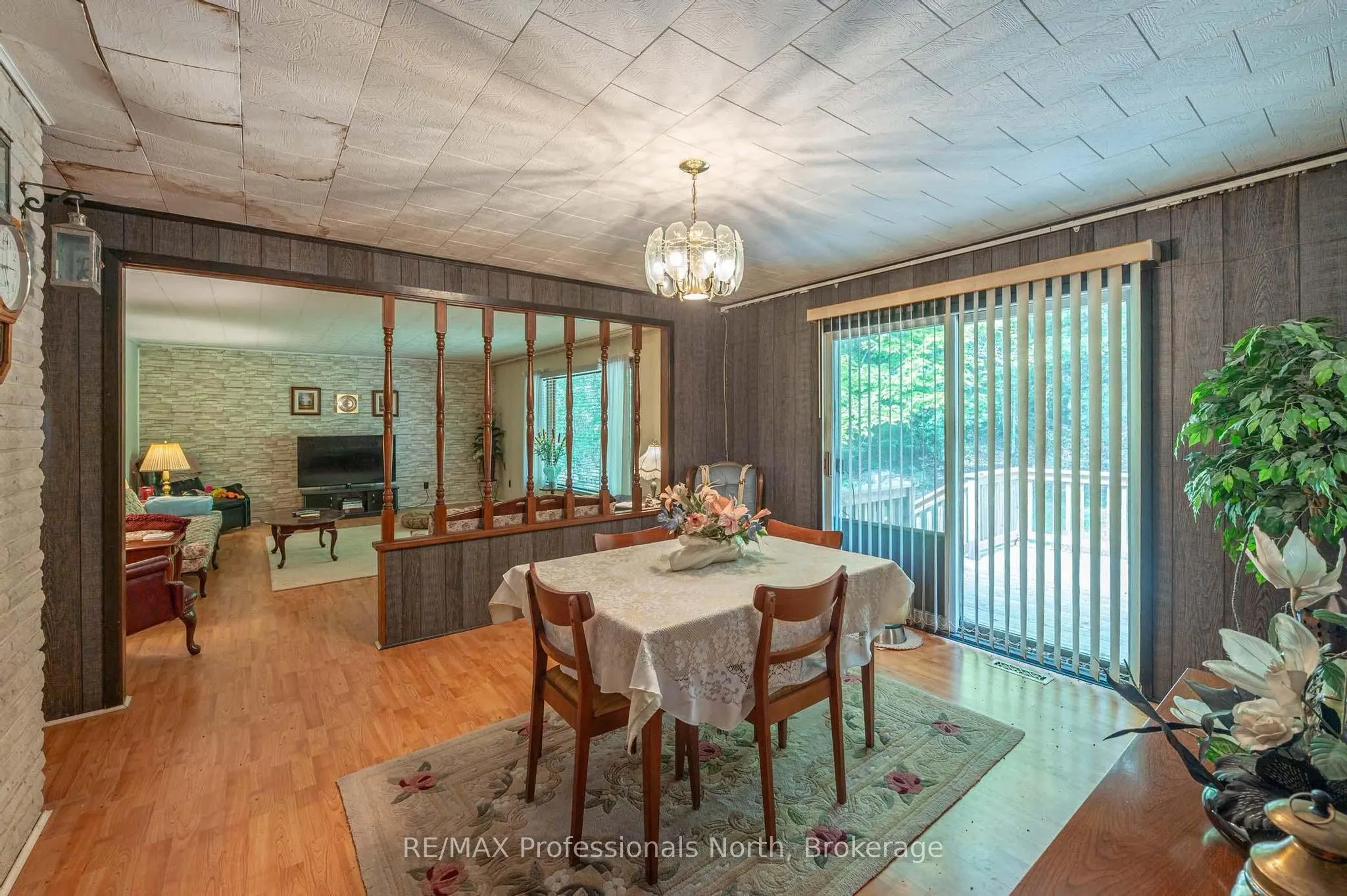 2499 Kennisis Lake Road