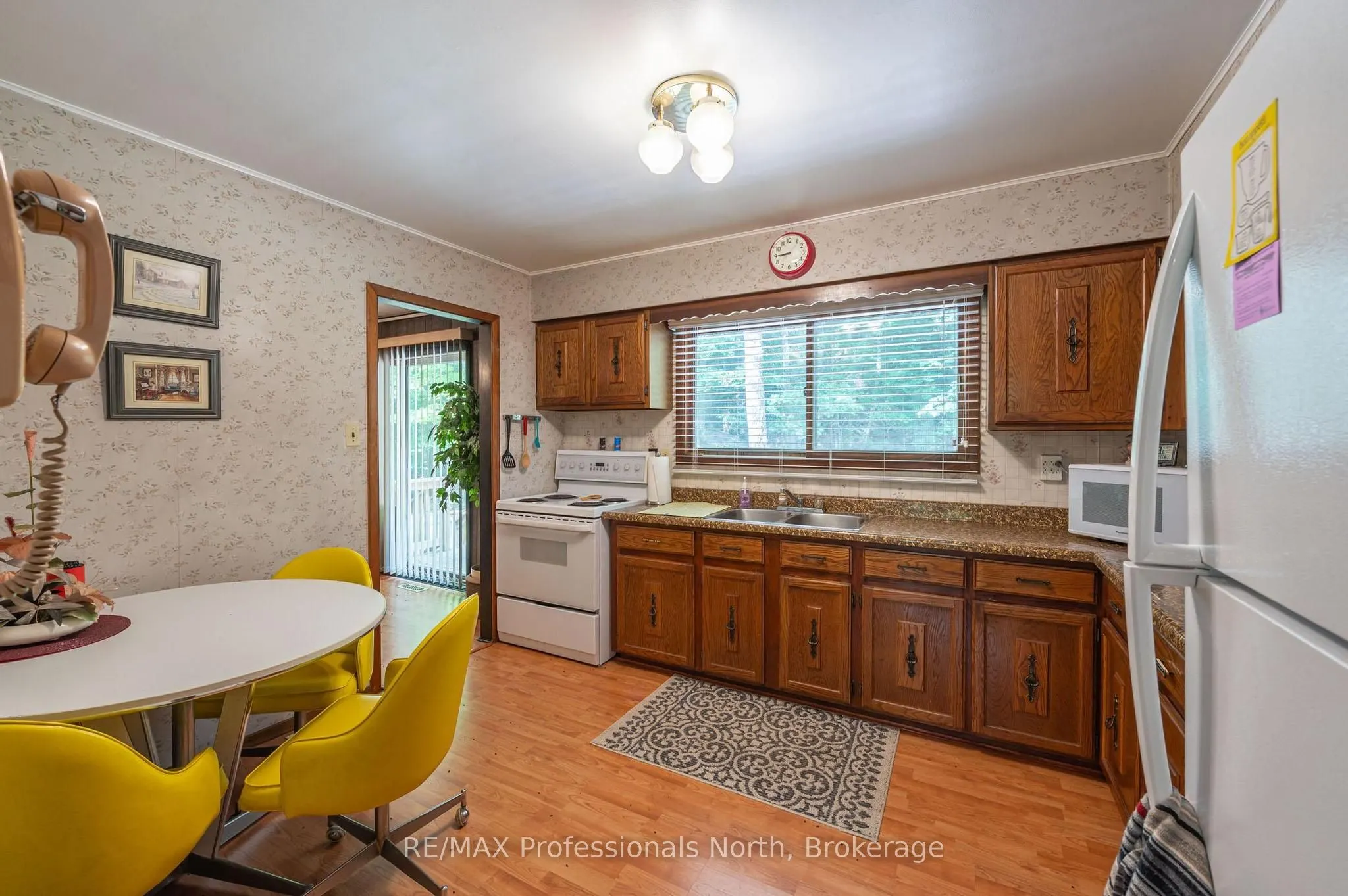 2499 Kennisis Lake Road