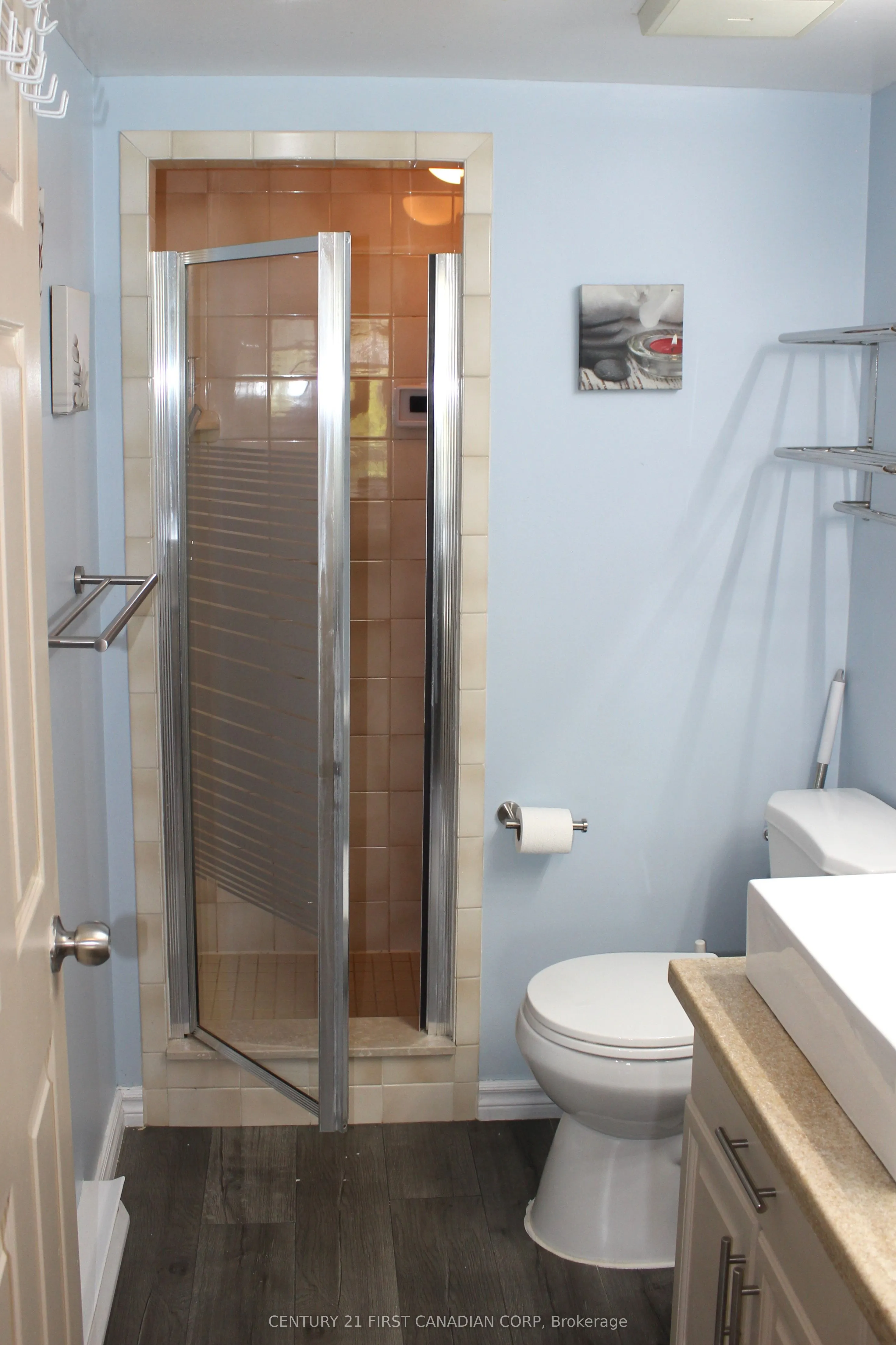1510 Richmond Street, #209
