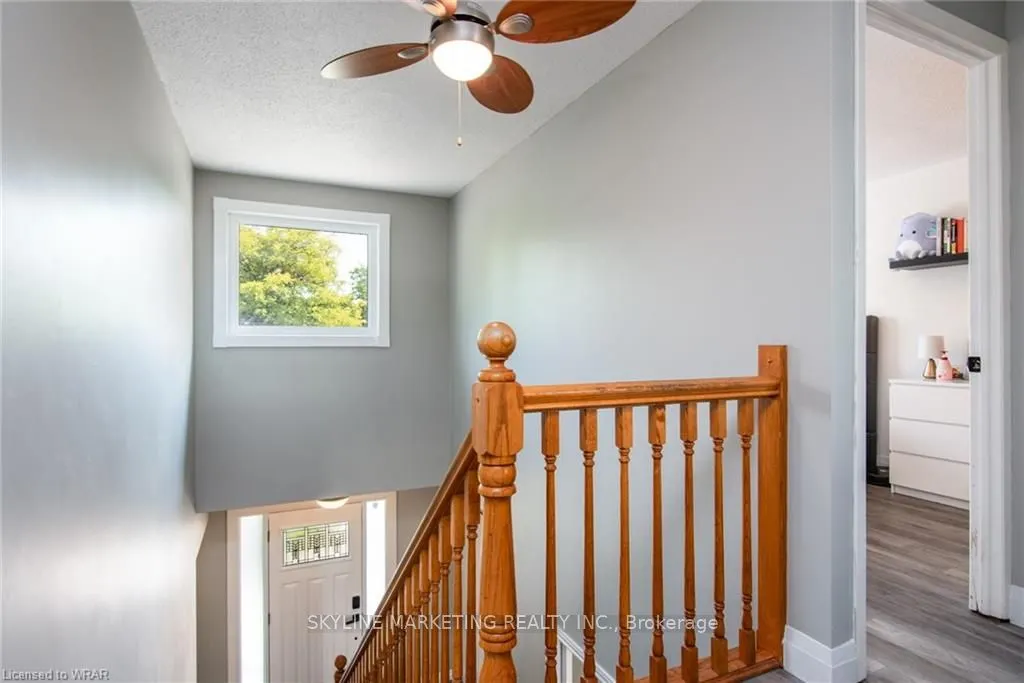 17 Oneida Place