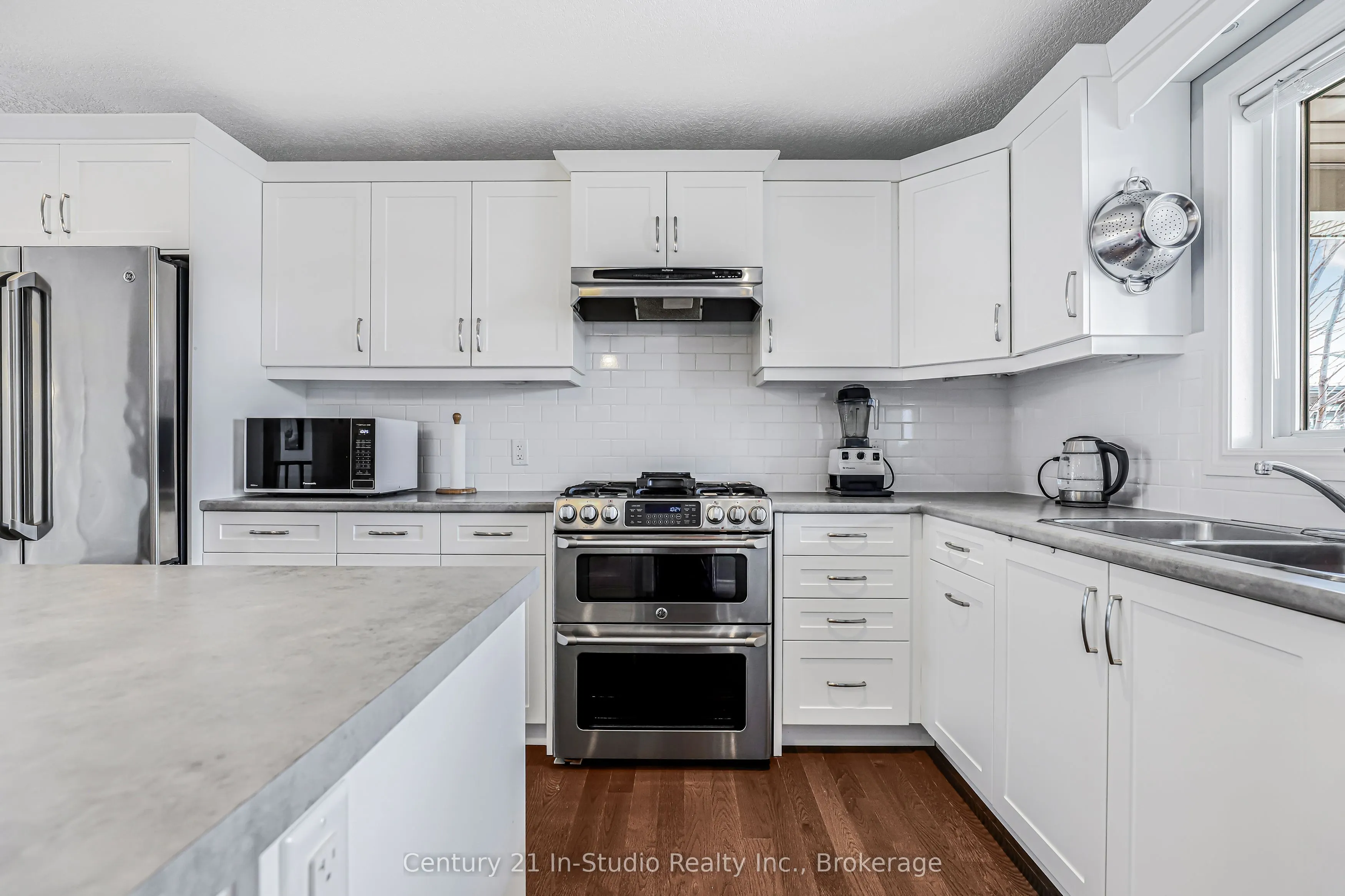392 Peirson Avenue