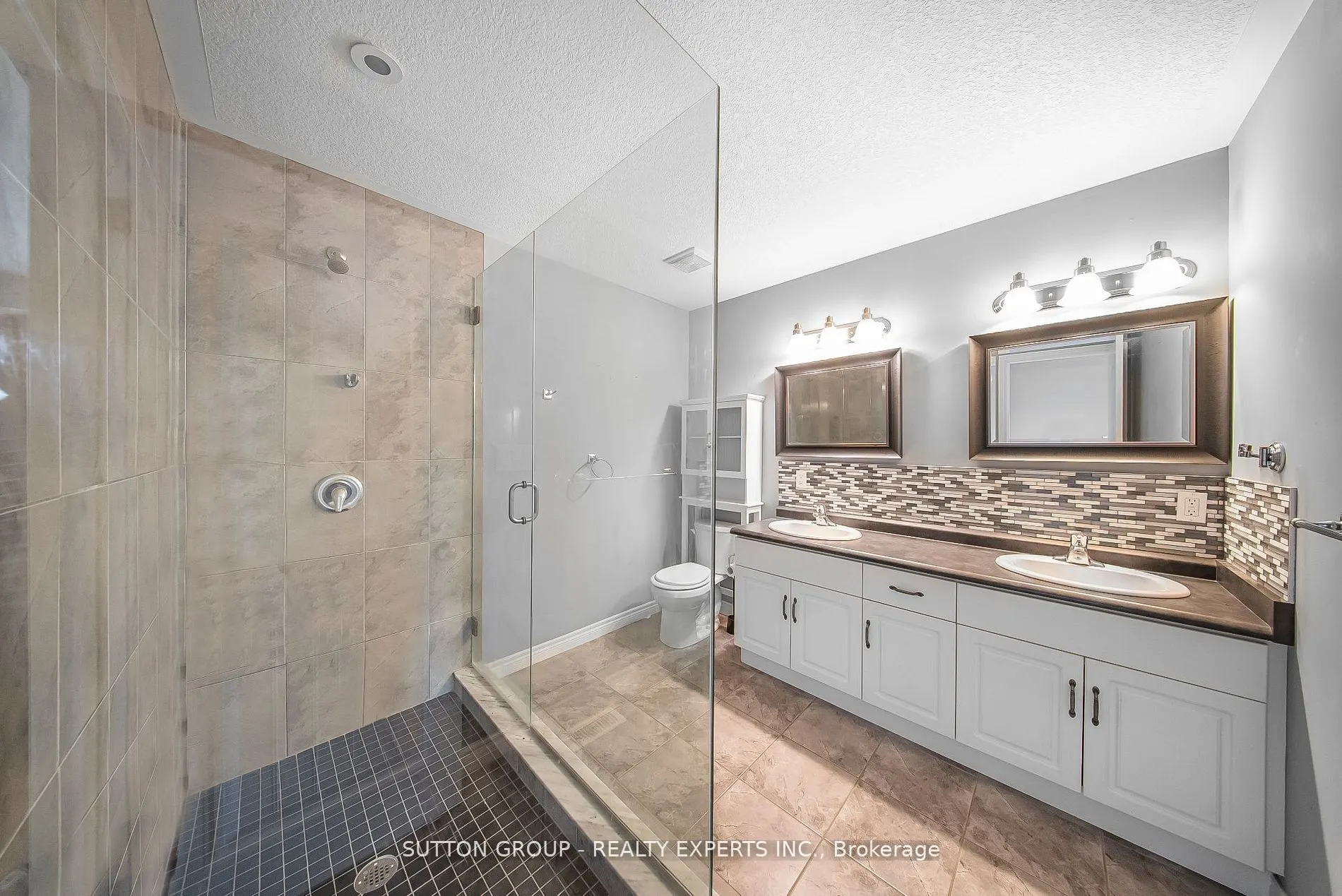 1441 Dunkirk Avenue
