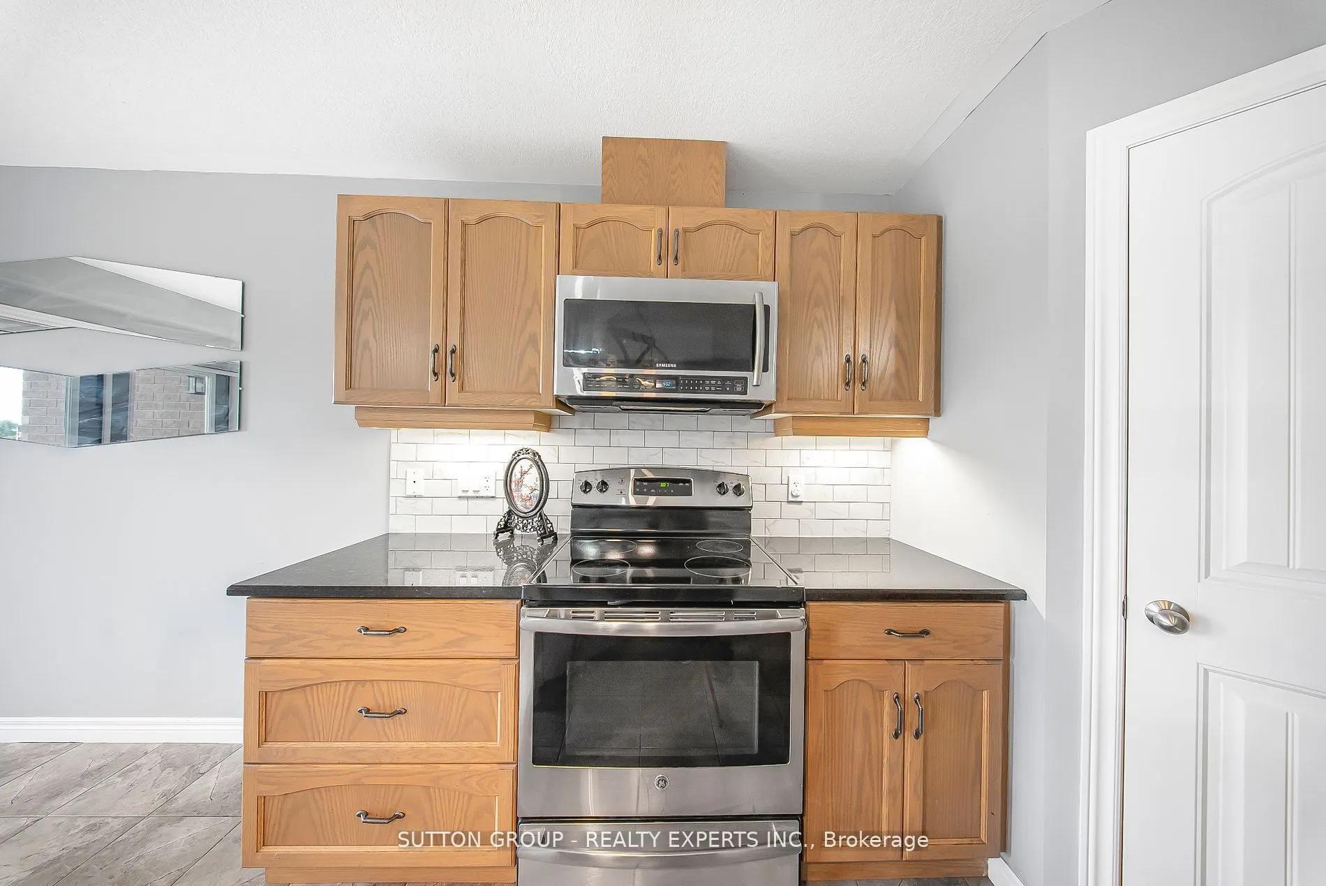 1441 Dunkirk Avenue