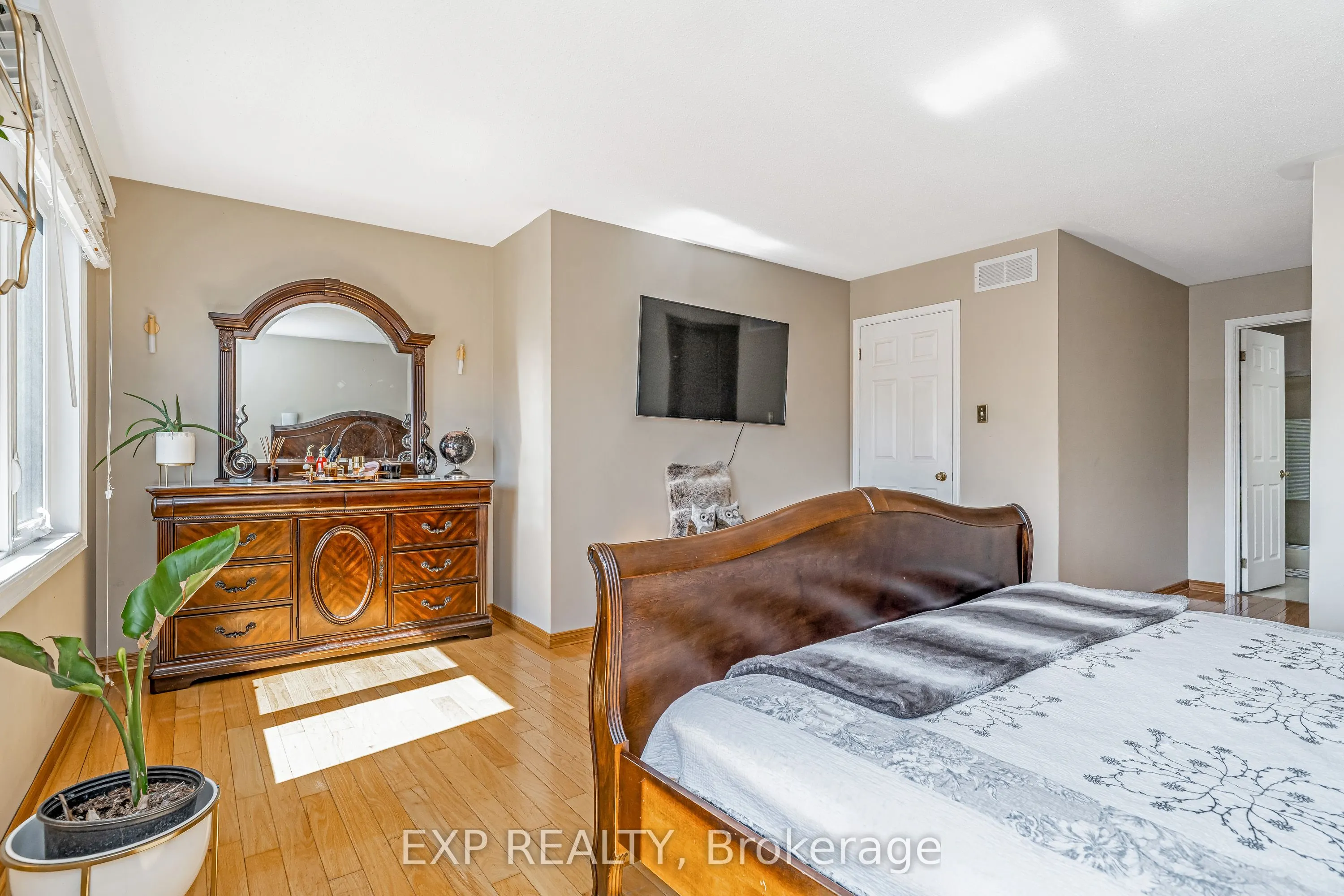 2103 Gardenway Drive