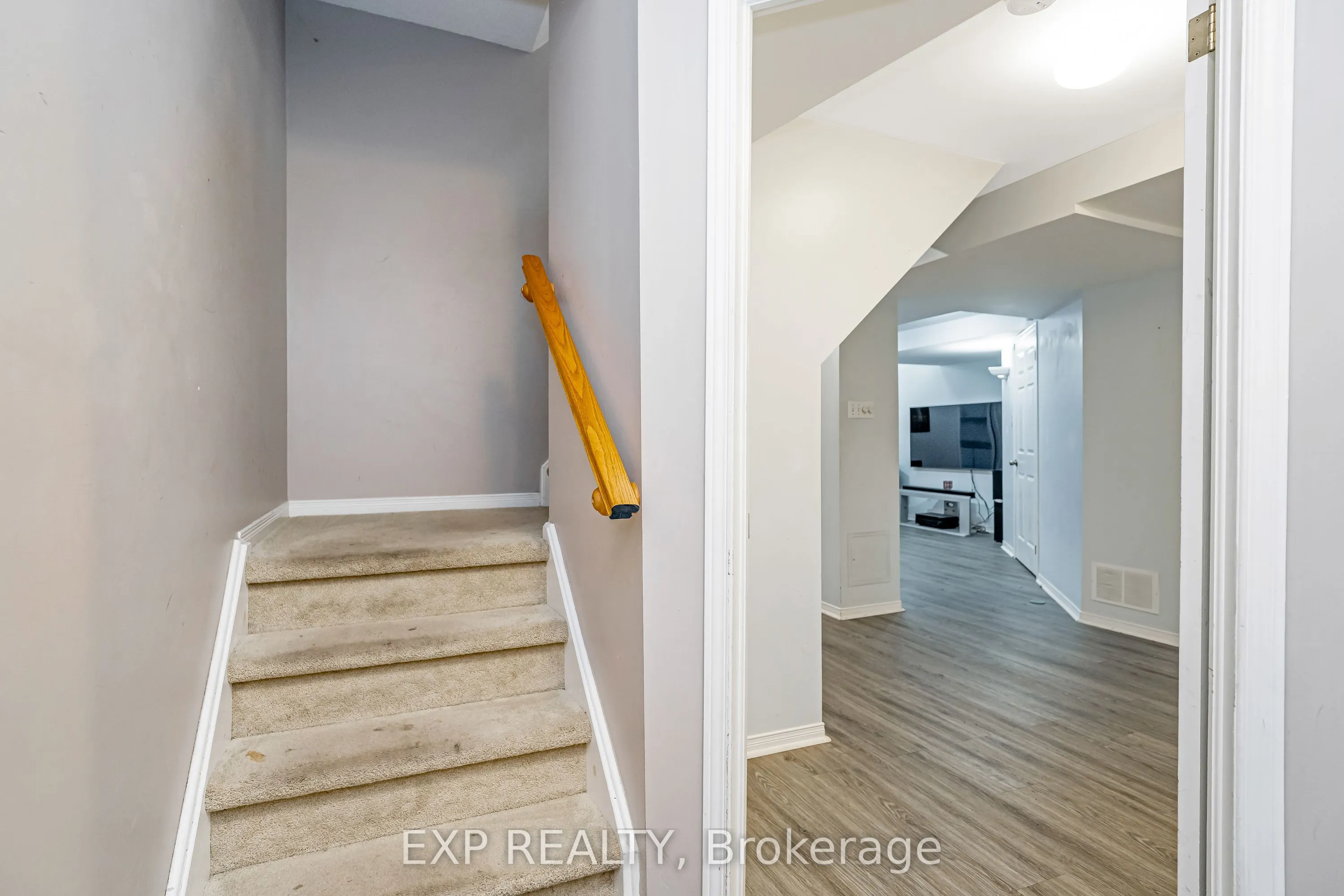 2103 Gardenway Drive