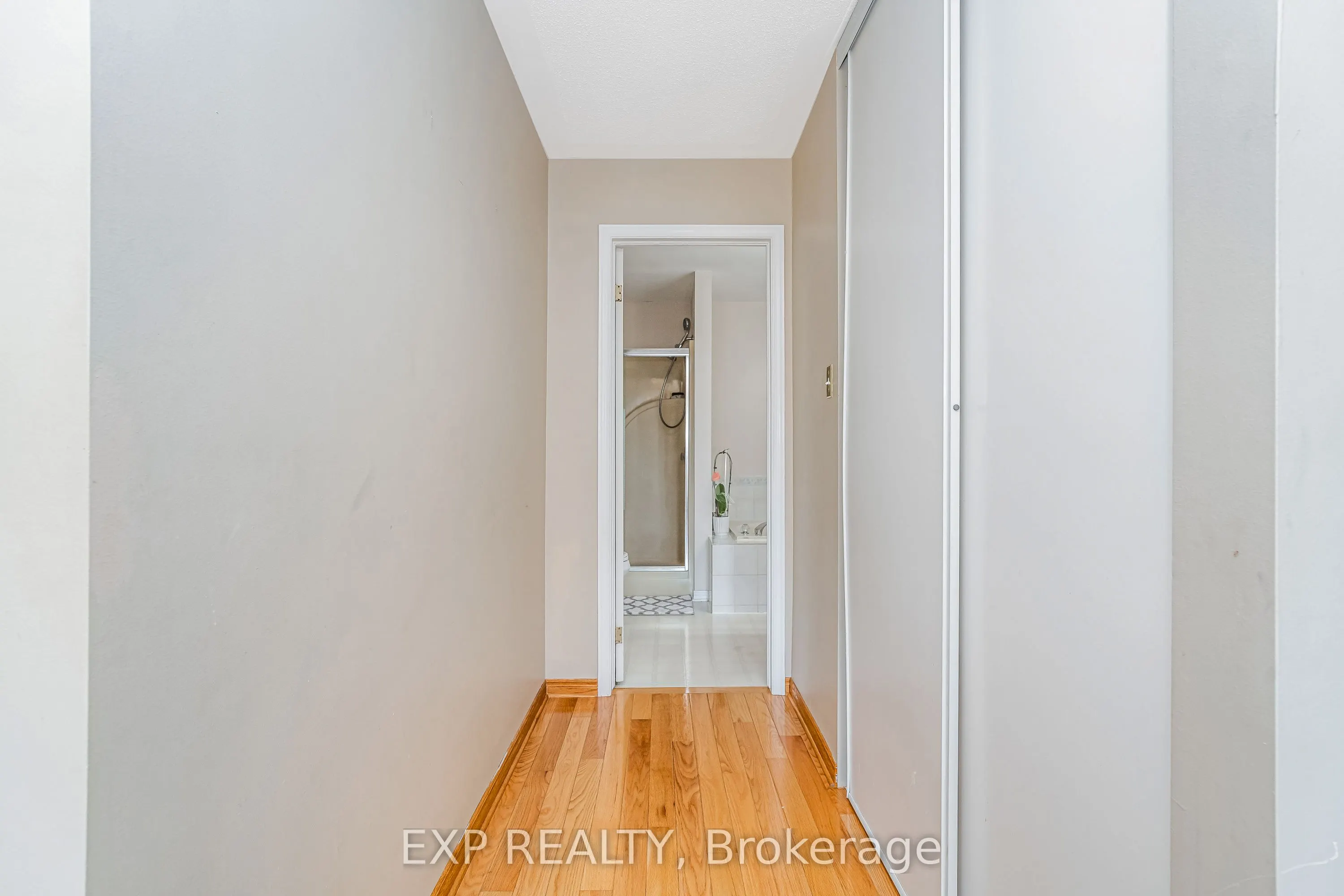 2103 Gardenway Drive