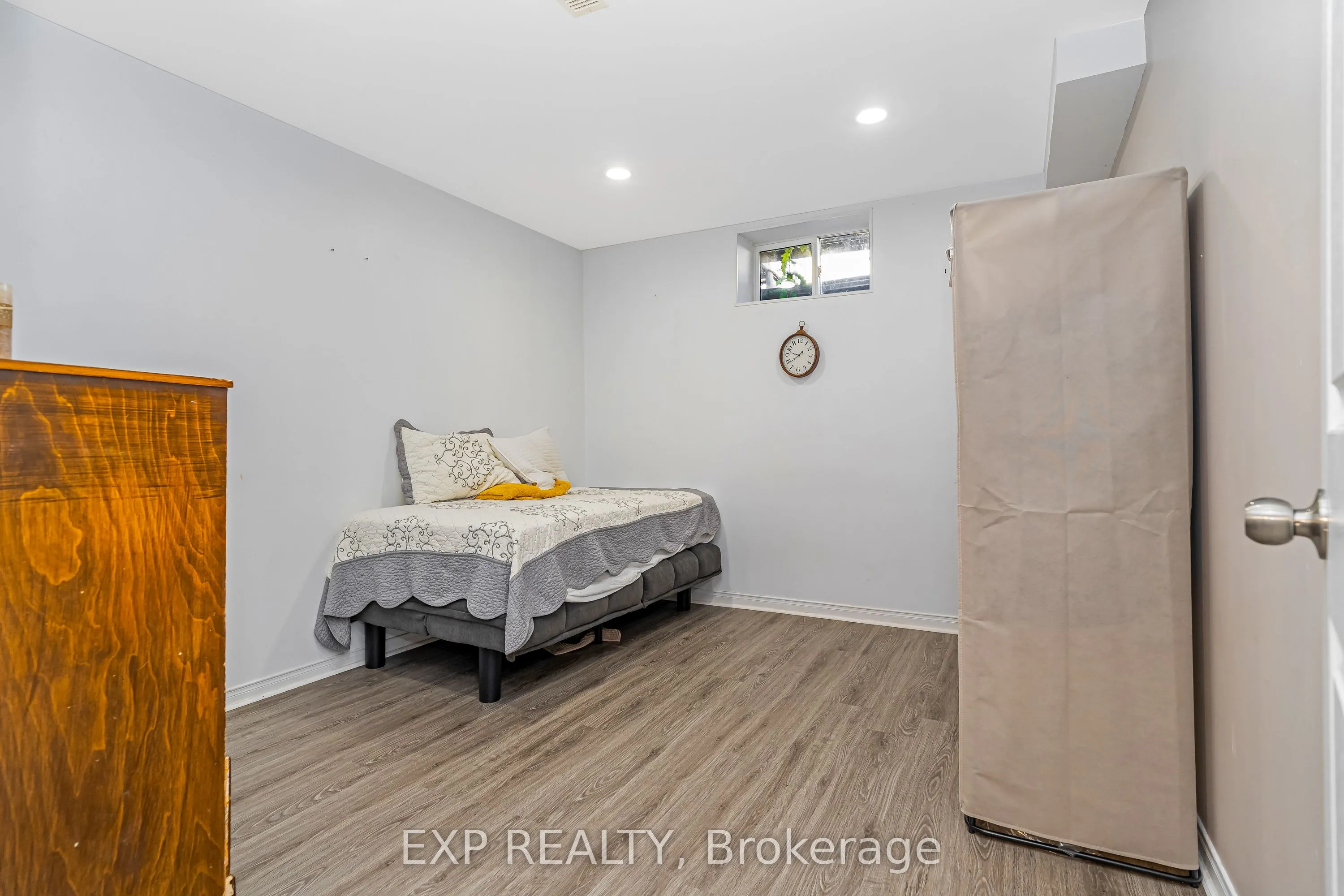 2103 Gardenway Drive