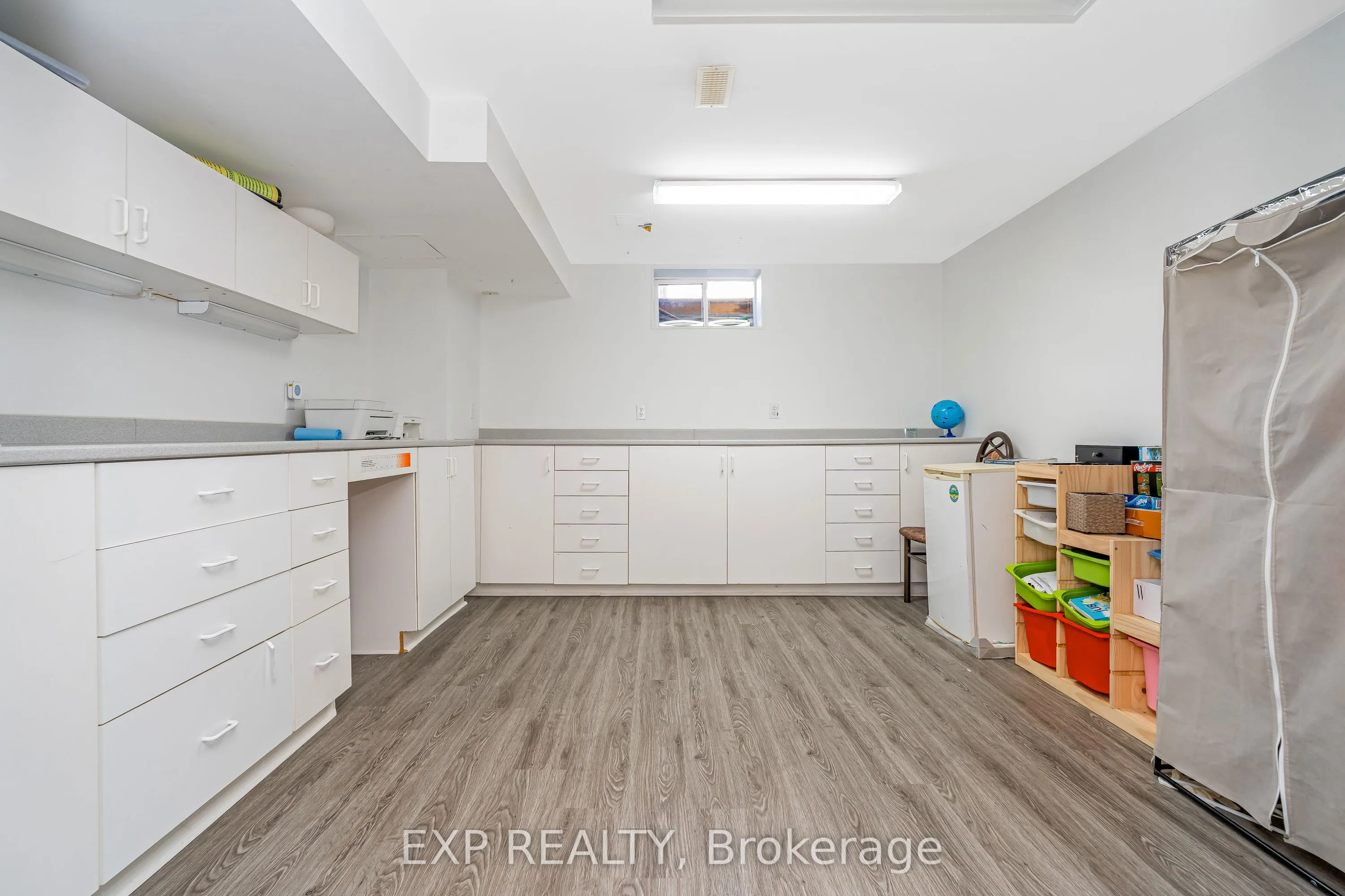 2103 Gardenway Drive