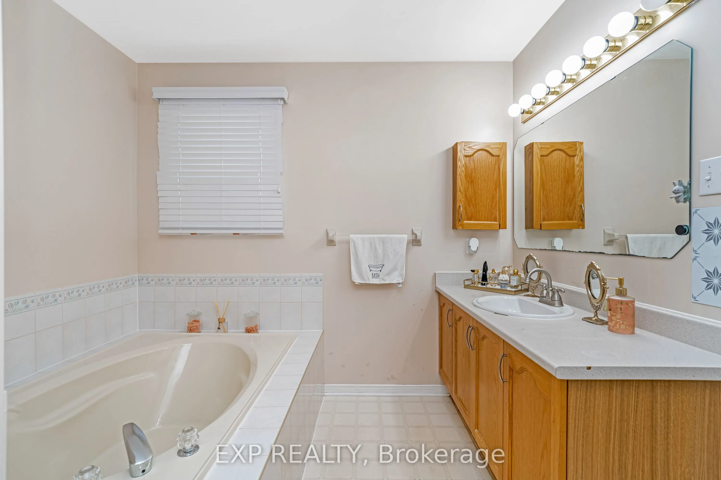 2103 Gardenway Drive