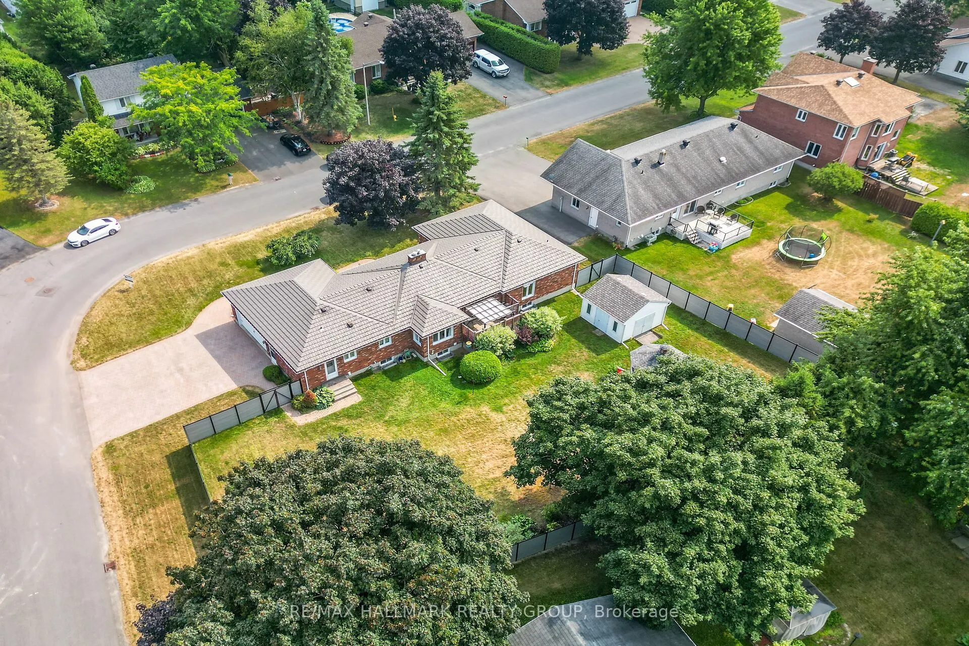 11 Lamadeleine Boulevard