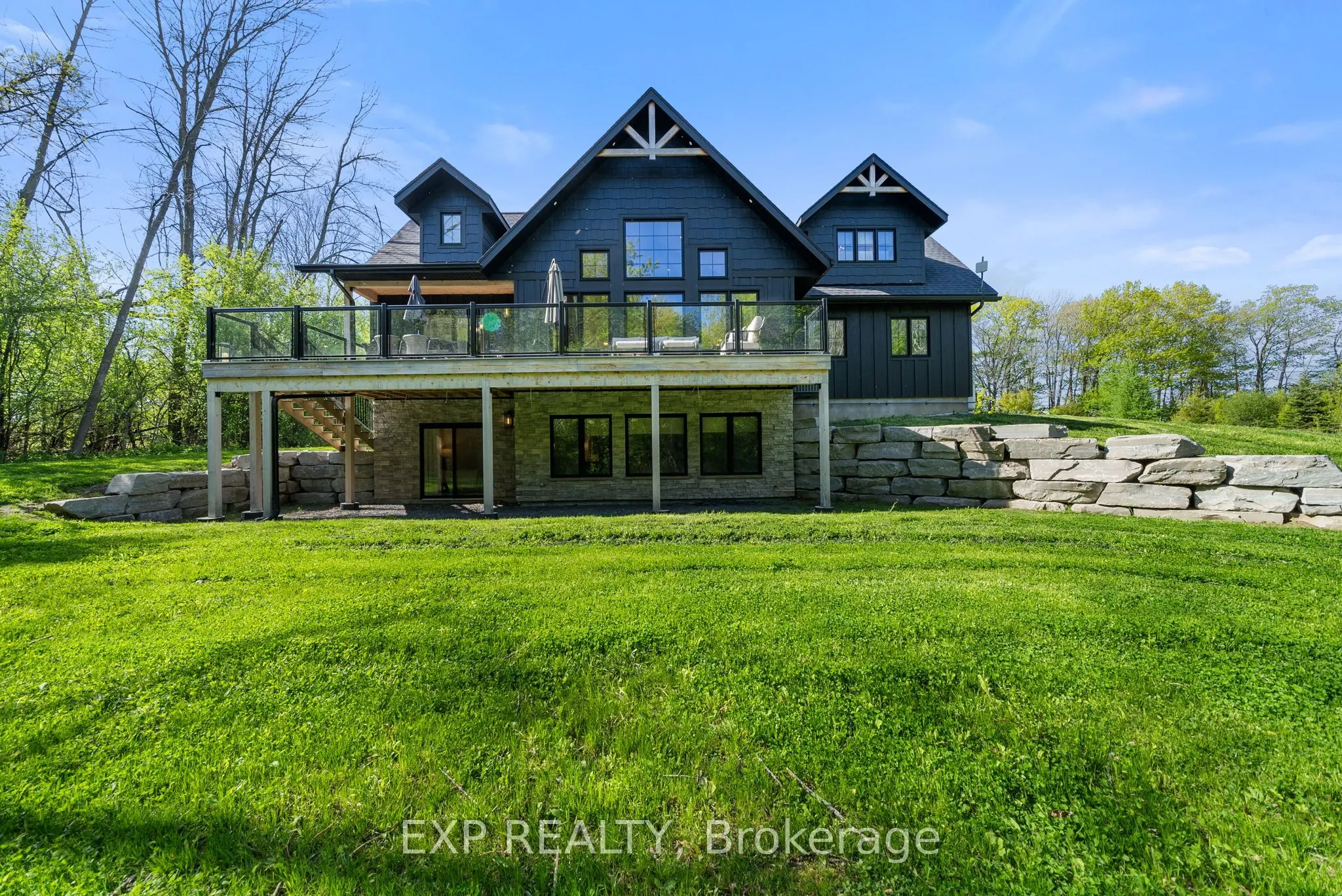 1499 Lakeside Drive