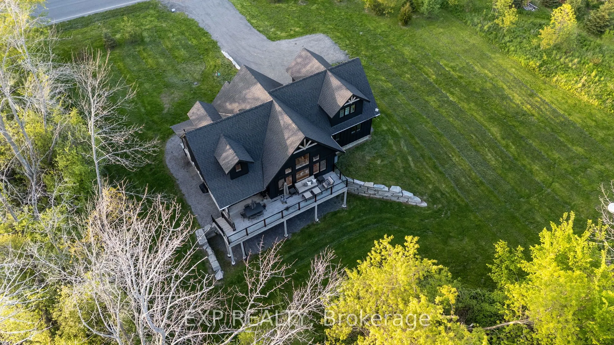 1499 Lakeside Drive
