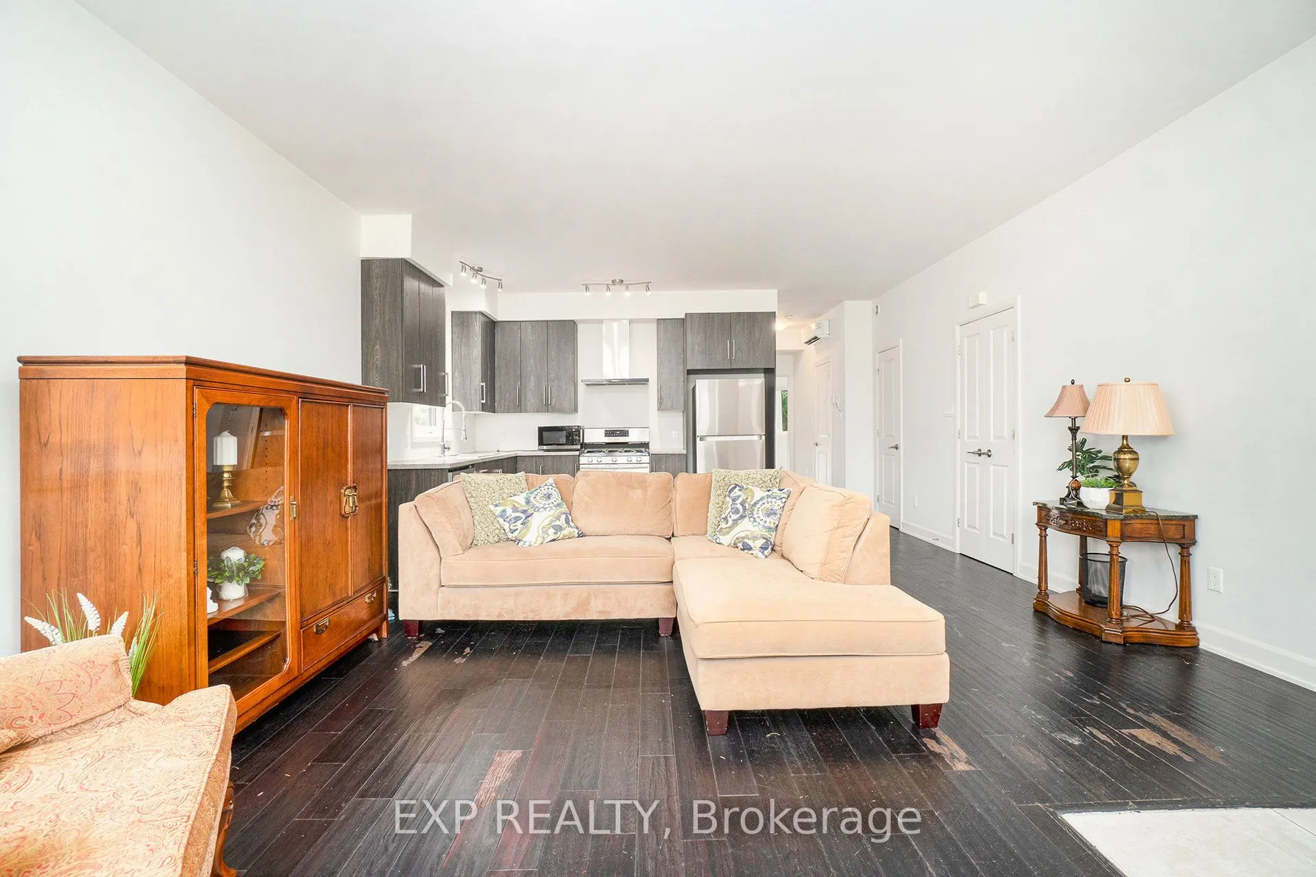 129 Smirle Avenue, #2