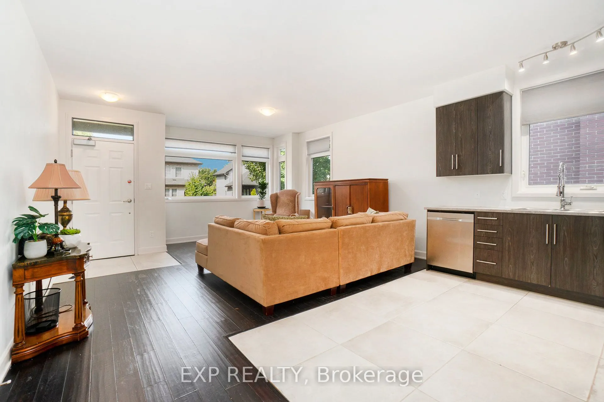 129 Smirle Avenue, #2