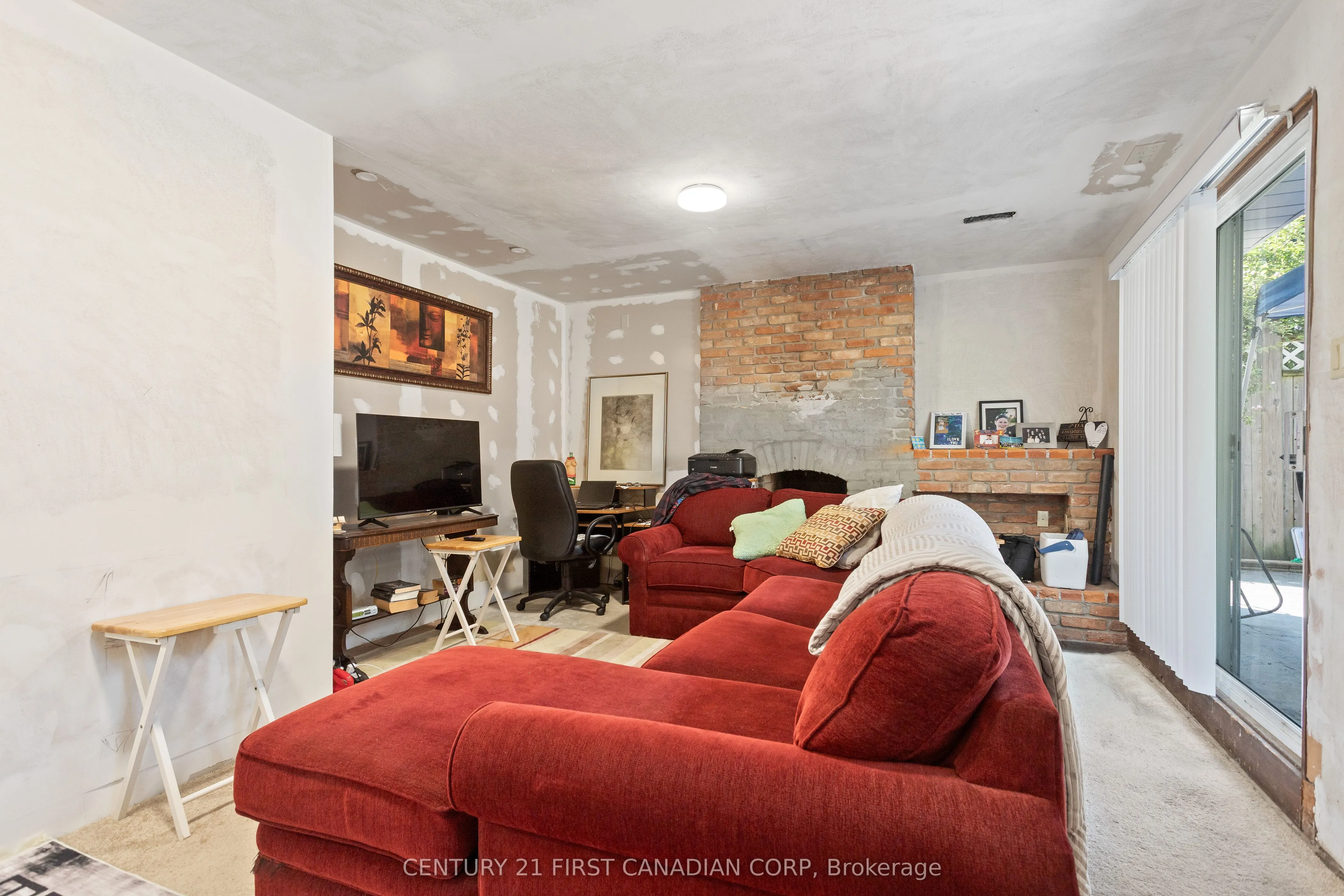 7 Rollscourt Gardens
