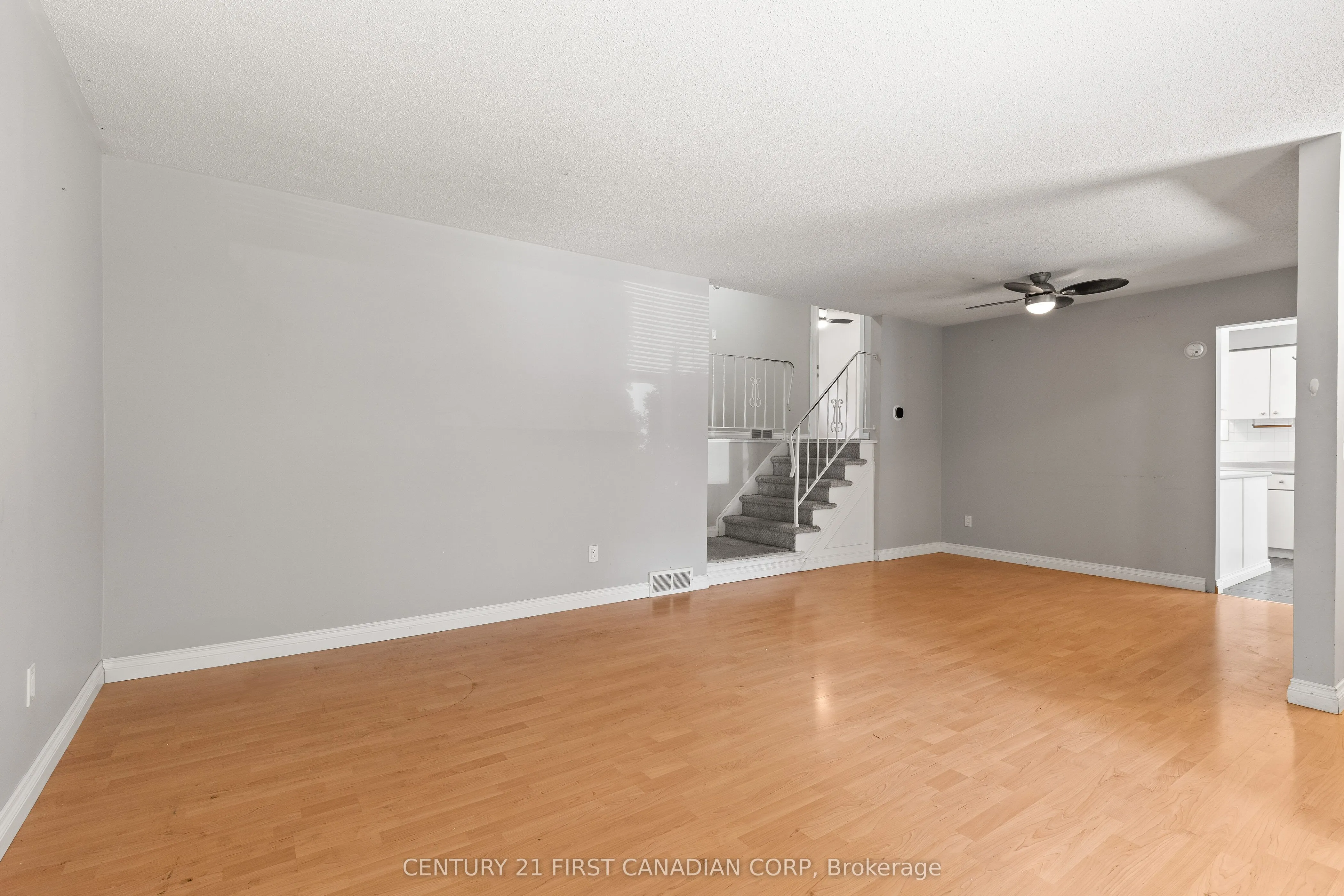 7 Rollscourt Gardens