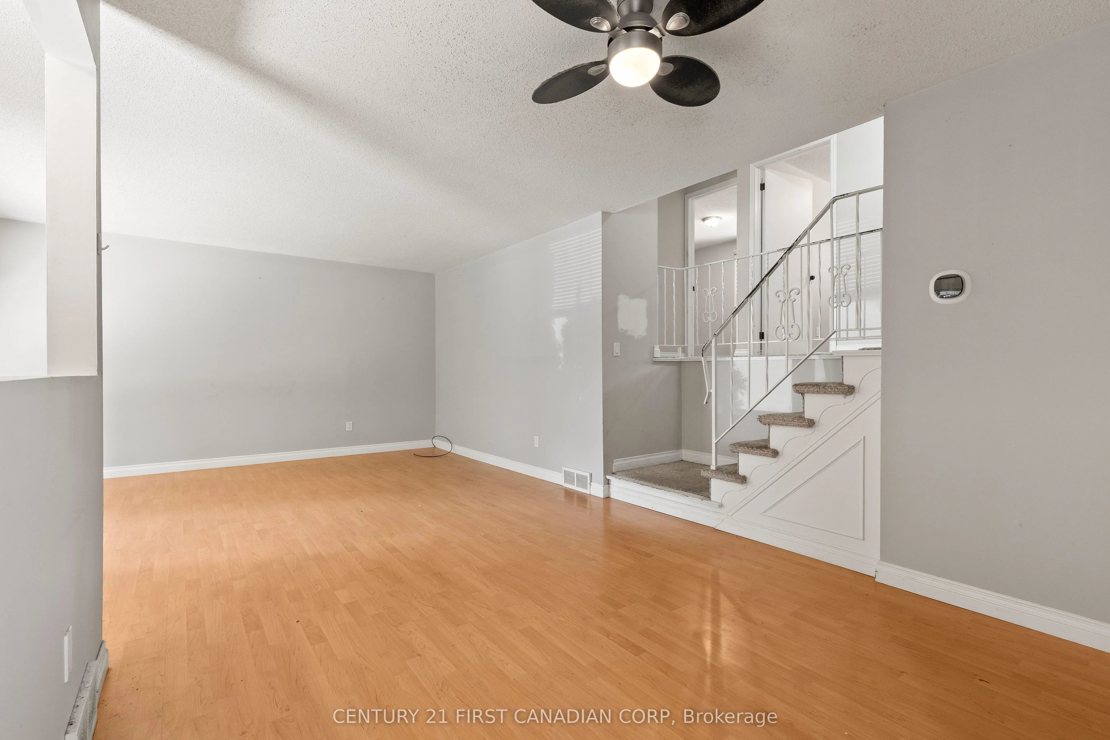 7 Rollscourt Gardens
