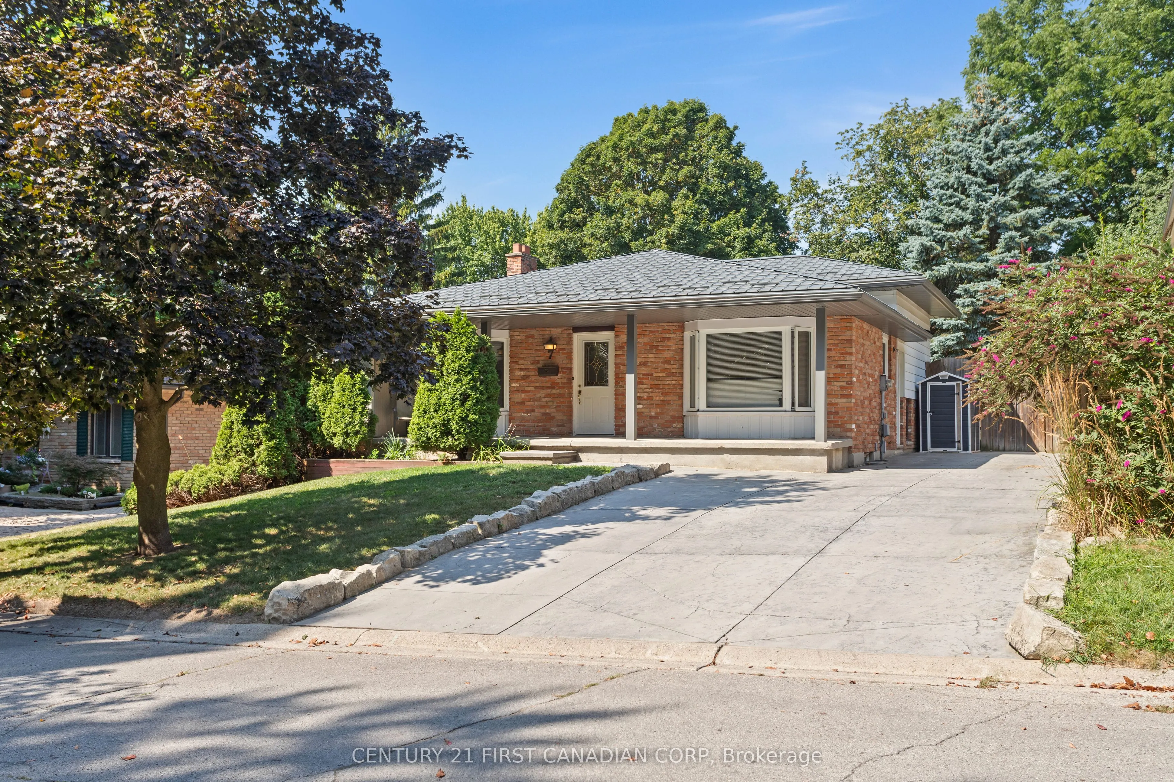 7 Rollscourt Gardens