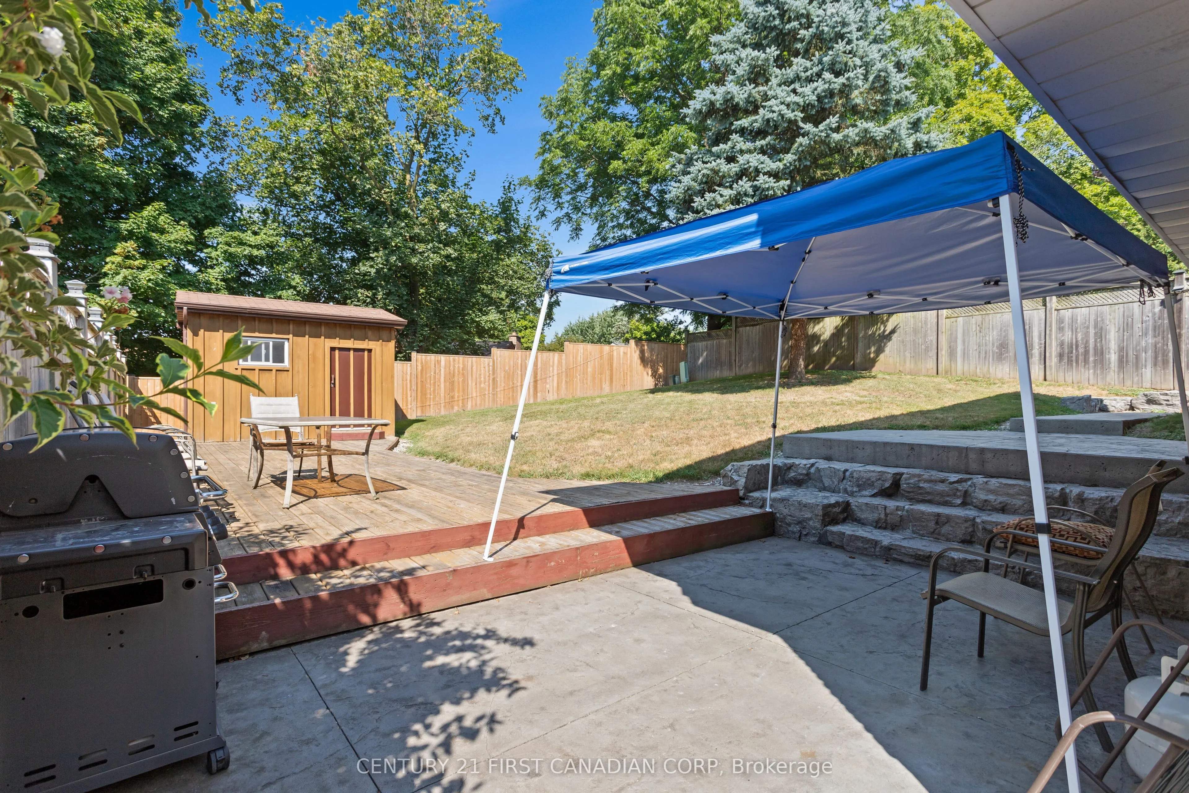 7 Rollscourt Gardens