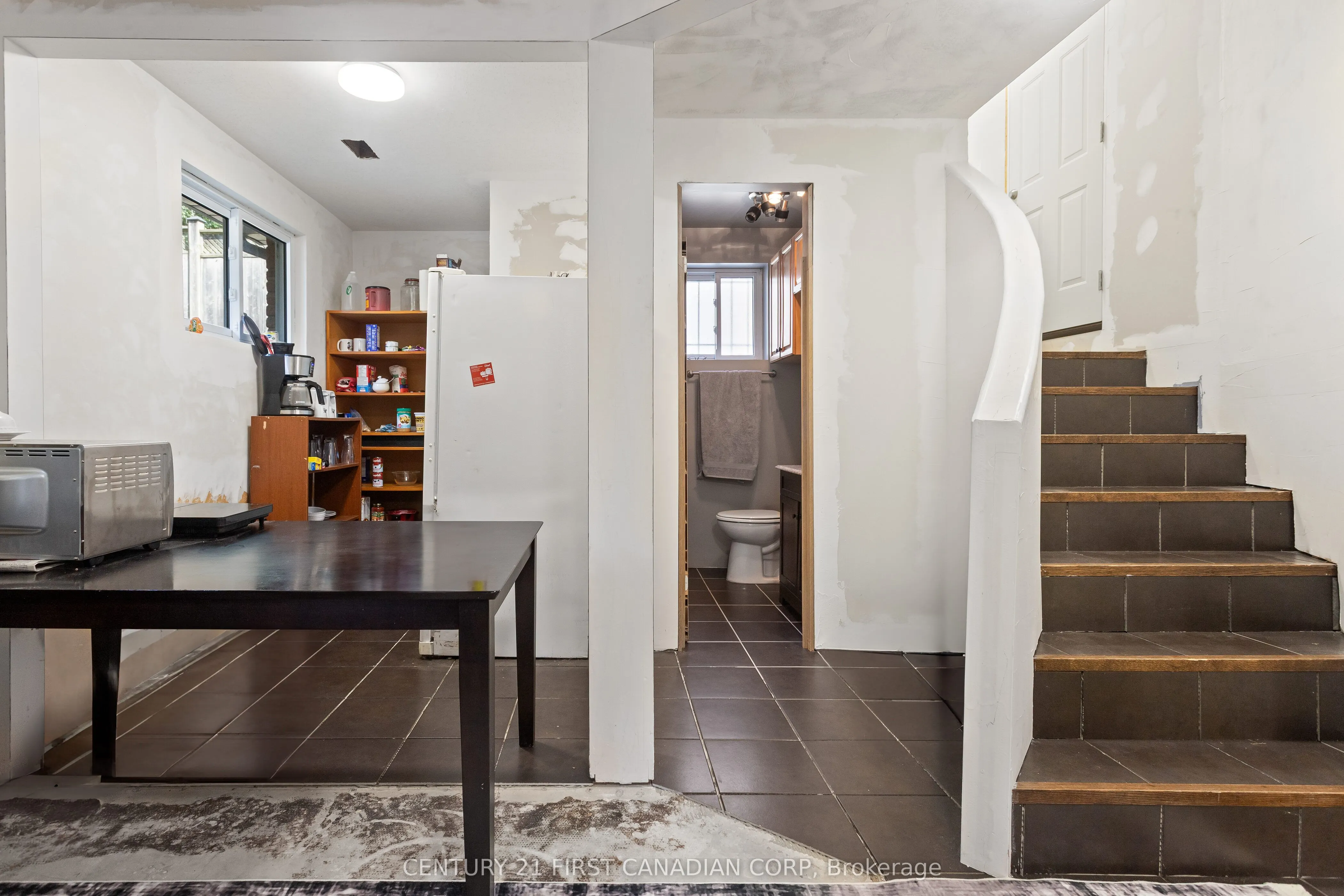 7 Rollscourt Gardens