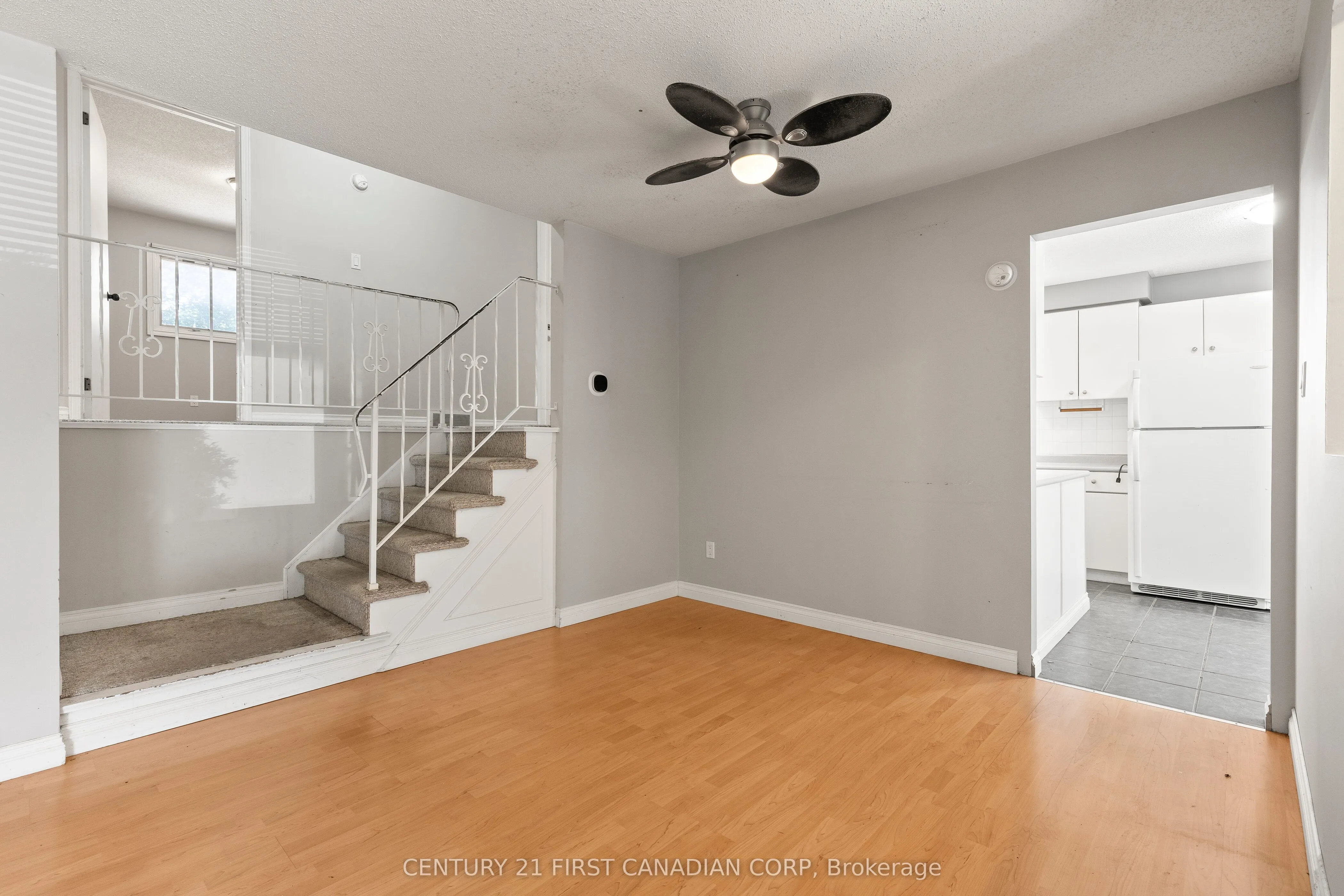 7 Rollscourt Gardens